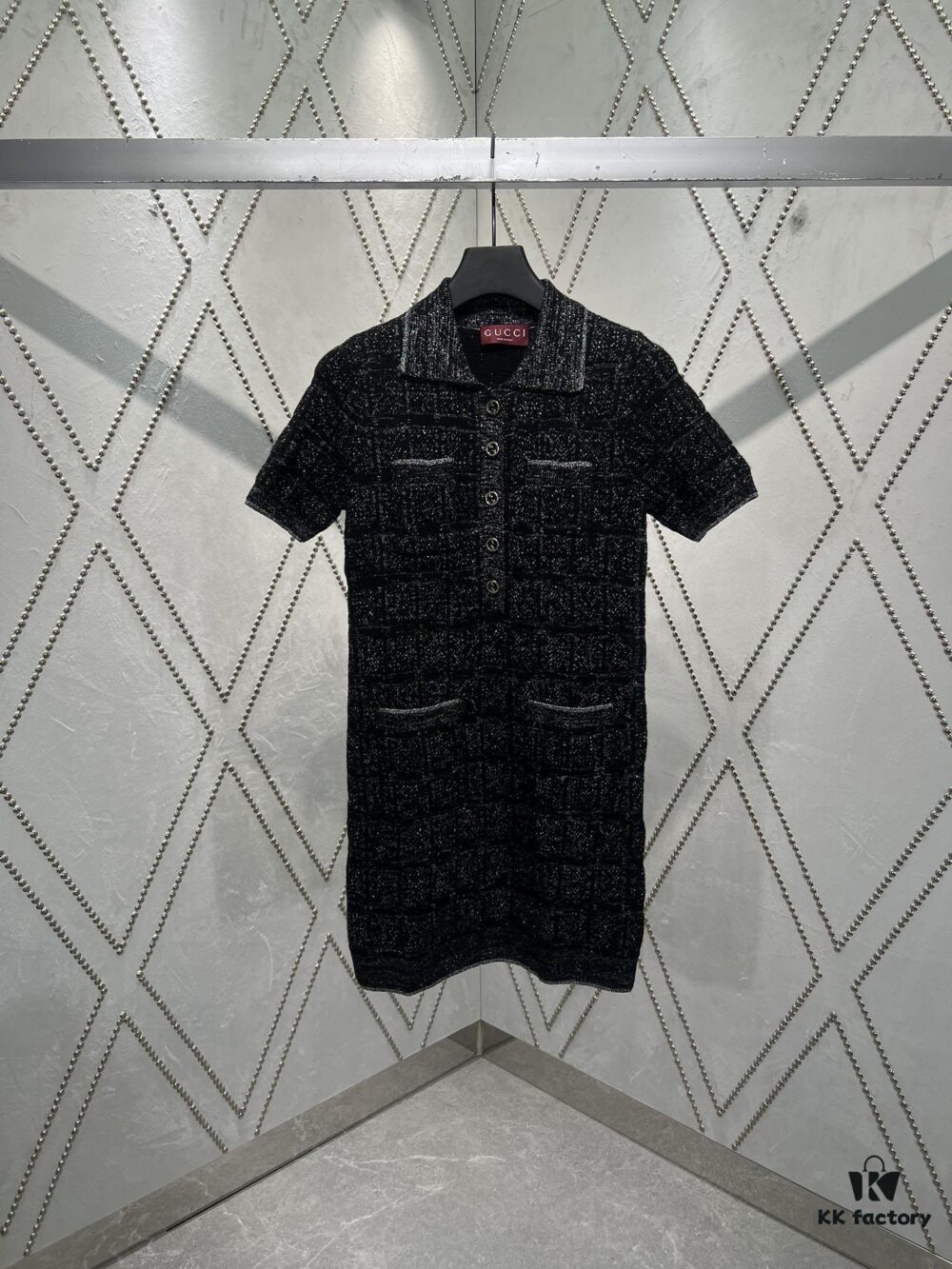69314040908475d562cd9bee Gucci 25SS New Round Neck Top Crafted from Premium Wool with Metallic Thread Tartan Jacquard Fabric, Featuring a Circular Interlocking Double G Button on the Back