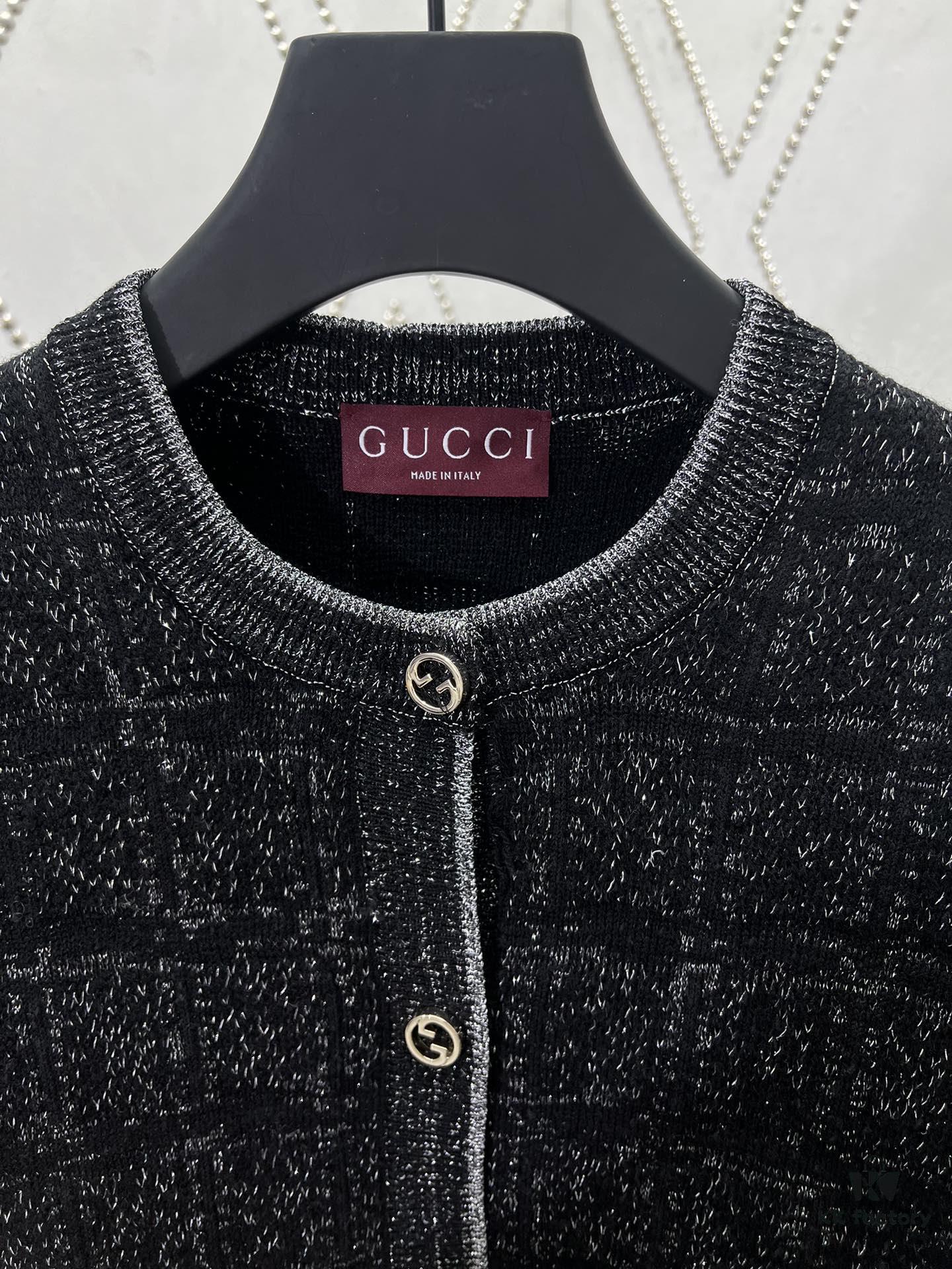69314079908475d562cd9c02 Gucci 25SS New Arrival Polo Dress Crafted from Premium Wool with Metallic Thread Geometric Jacquard, Featuring Round Interlocking Double-G Logo Buttons Front Closure
