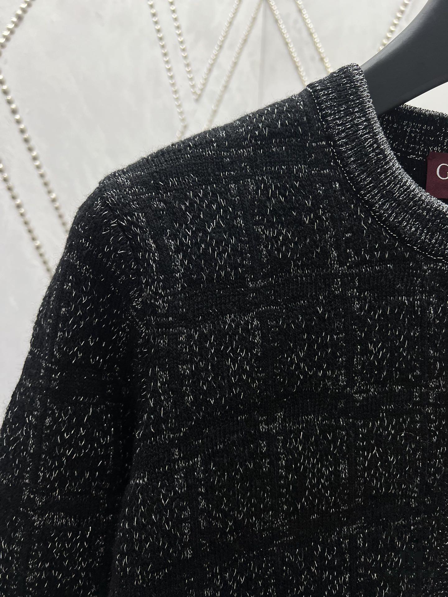 6931407e908475d562cd9c03 Gucci 25SS New Arrival Polo Dress Crafted from Premium Wool with Metallic Thread Geometric Jacquard, Featuring Round Interlocking Double-G Logo Buttons Front Closure