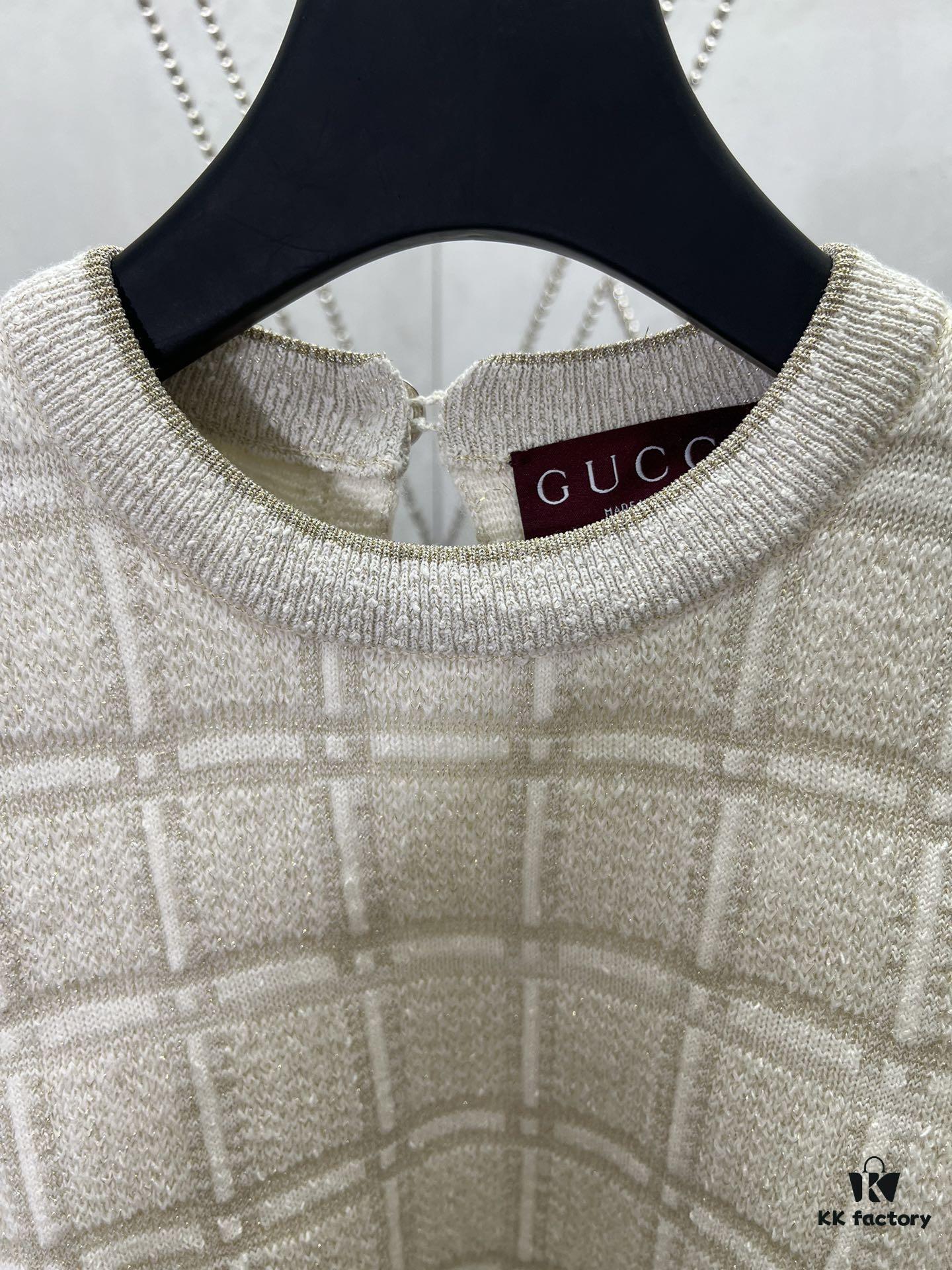 693140df908475d562cd9c14 Gucci 25SS New Round Neck Cardigan Crafted from Premium Wool with Metallic Thread Geometric Jacquard Fabric, Featuring Interlocking Double G Round Buttons