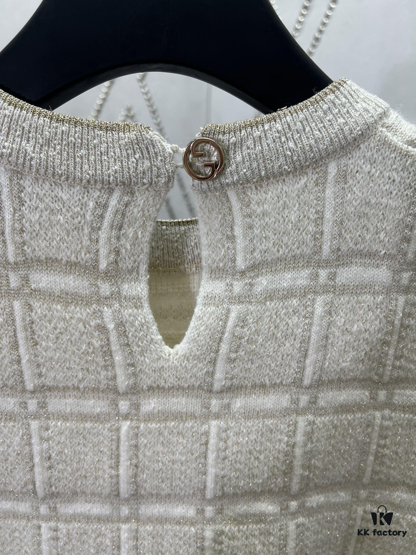 693140ed908475d562cd9c19 Gucci 25SS New Round Neck Cardigan Crafted from Premium Wool with Metallic Thread Geometric Jacquard Fabric, Featuring Interlocking Double G Round Buttons