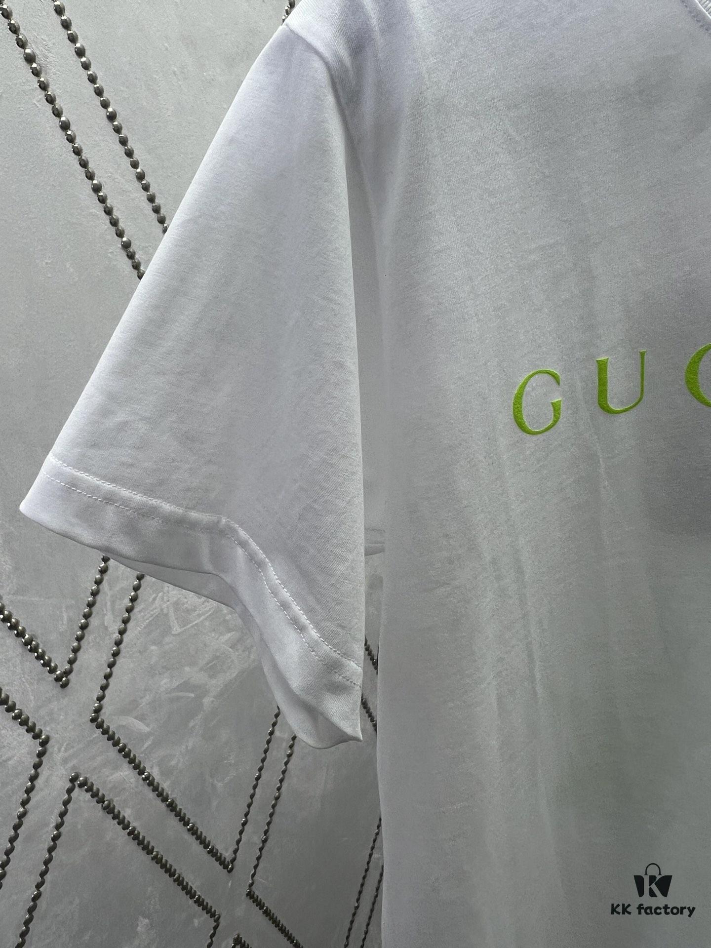 6931410c908475d562cd9c1e Gucci 25SS New Arrival Oversized T-Shirt Crafted from Garment-Dyed Knit Cotton, Featuring Gucci Logo Print on the Front and Gucci Surfer Print on the Back