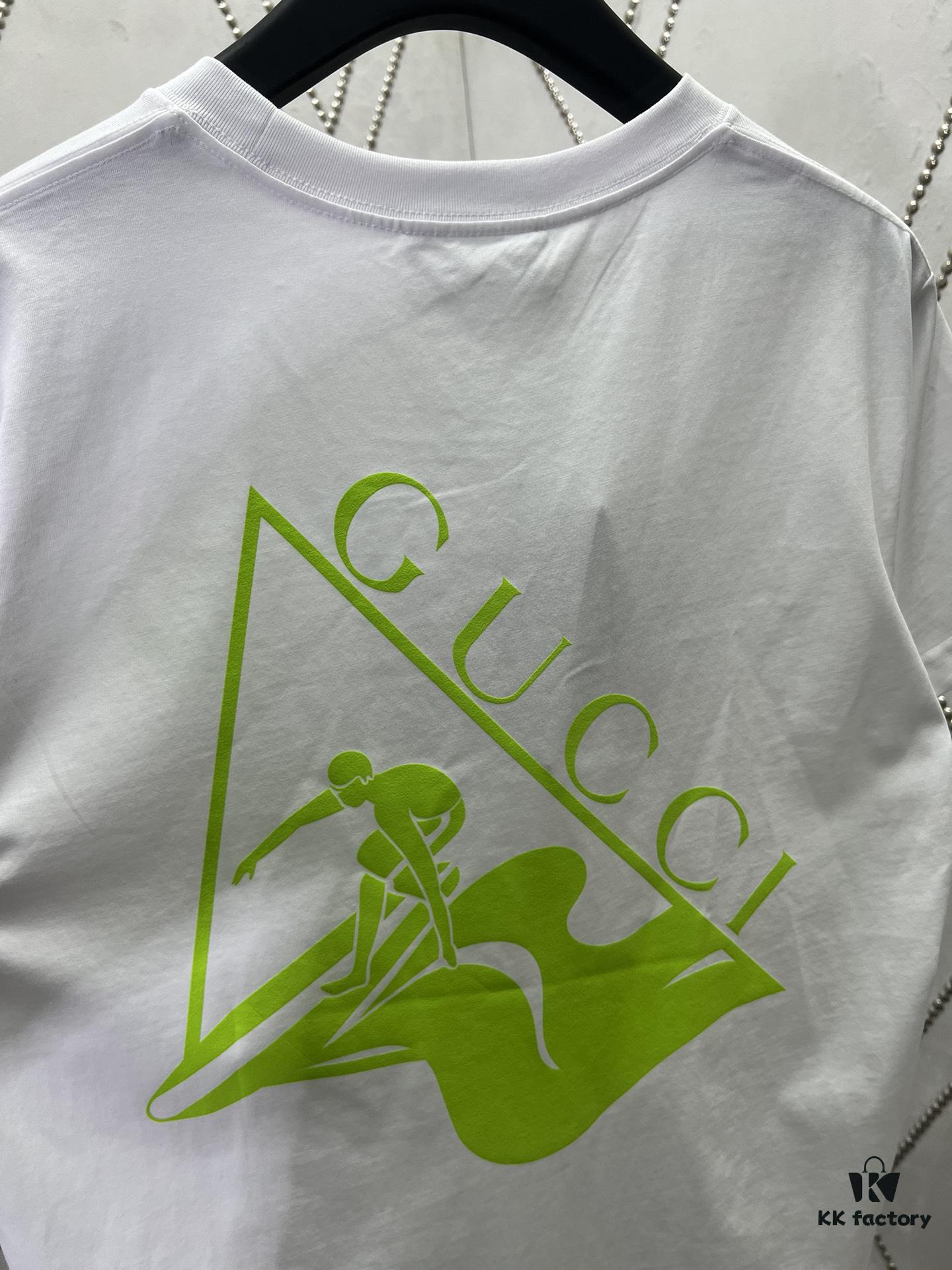 69314169908475d562cd9c22 Gucci 25SS New Arrival Oversized T-Shirt Crafted from Garment-Dyed Knit Cotton, Featuring Gucci Logo Print on the Front and Gucci Surfer Print on the Back