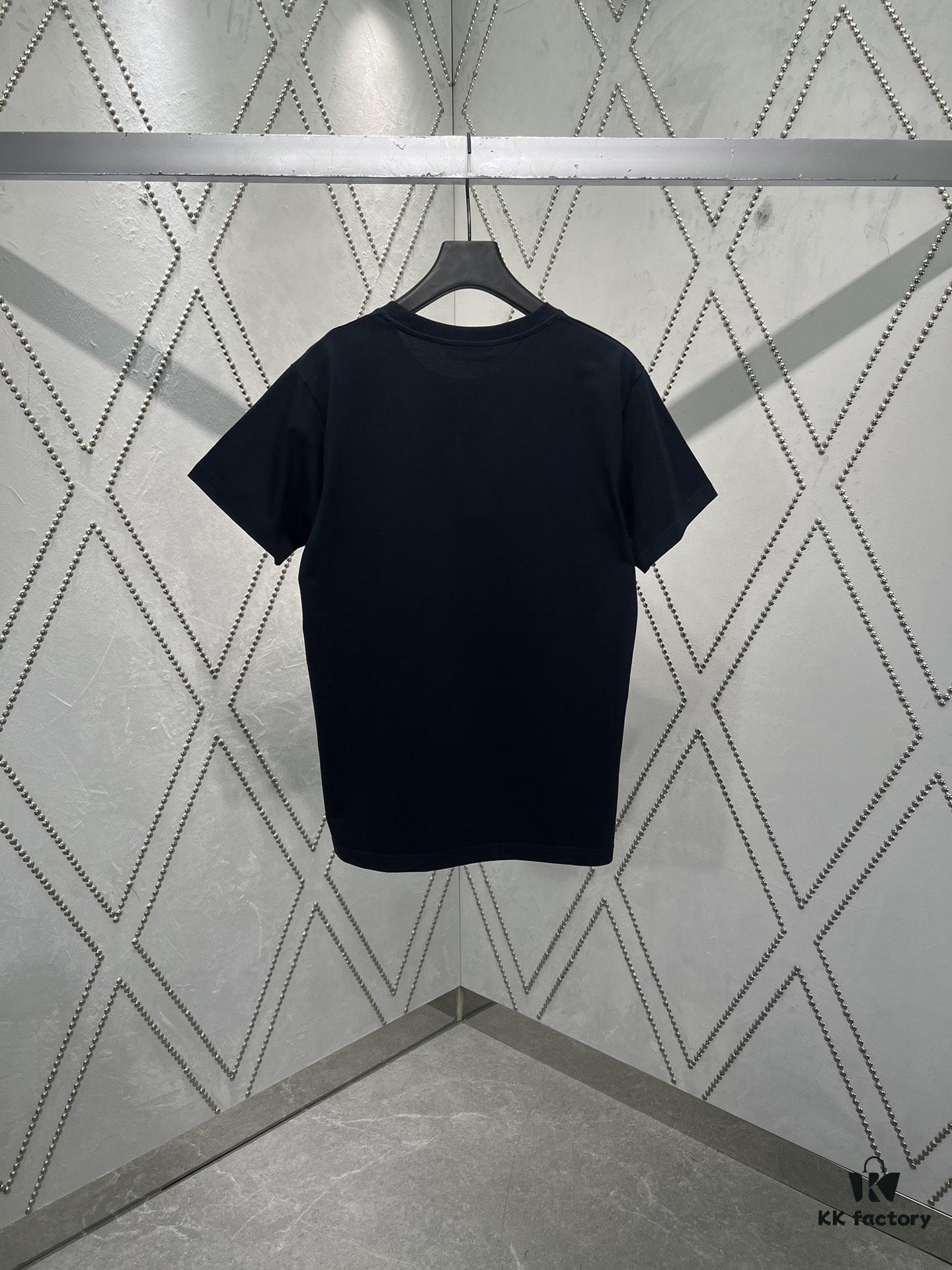 693141a5908475d562cd9c26 Gucci 25SS New Regular Fit T-Shirt Made of Knitted Cotton with Gucci Web Stripe Flag Print