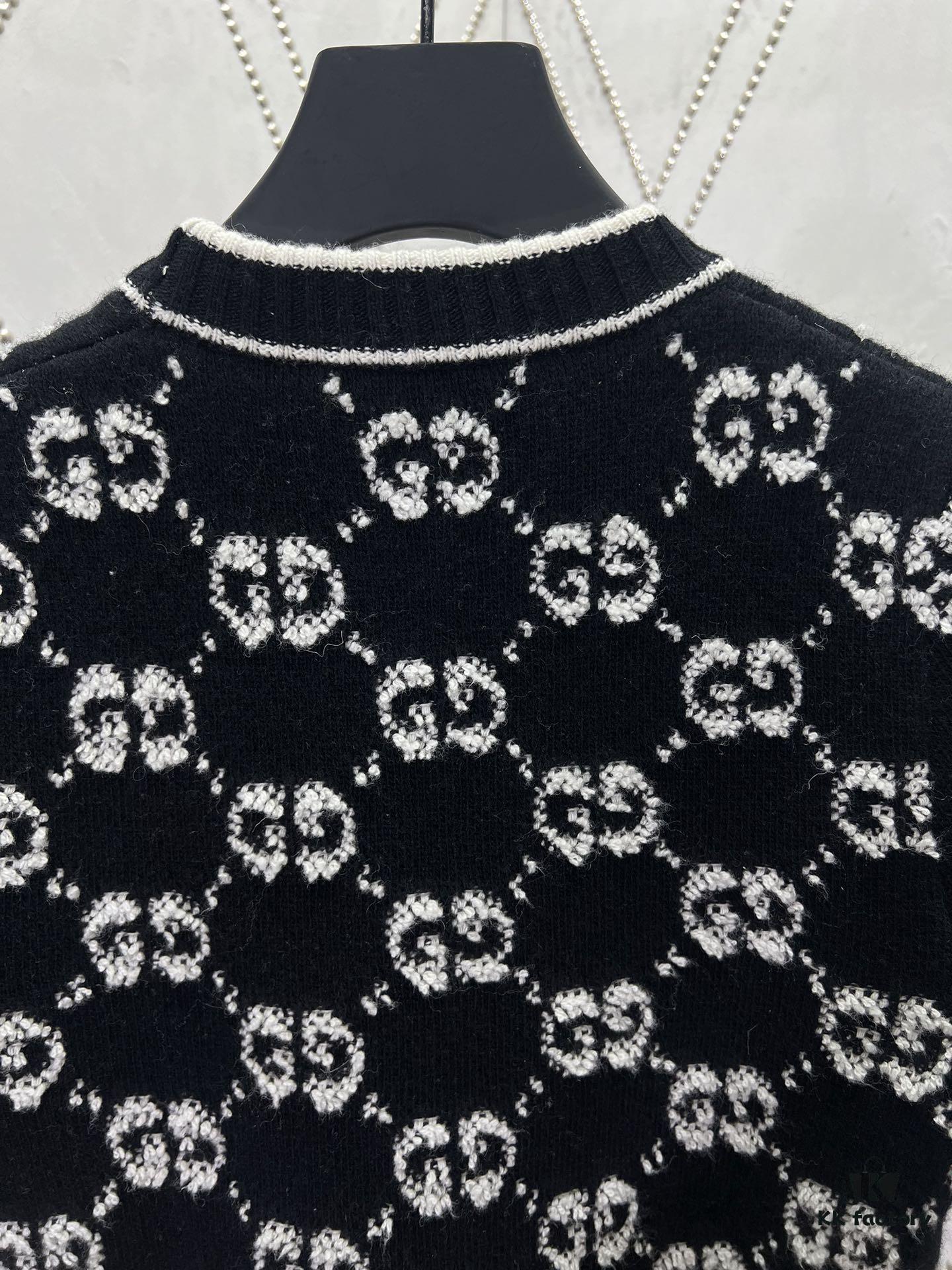 693141e8908475d562cd9c40 G House 25SS New Arrival Top Crafted from GG Wool Slub Jacquard Fabric, a Premium Selection from the Collection