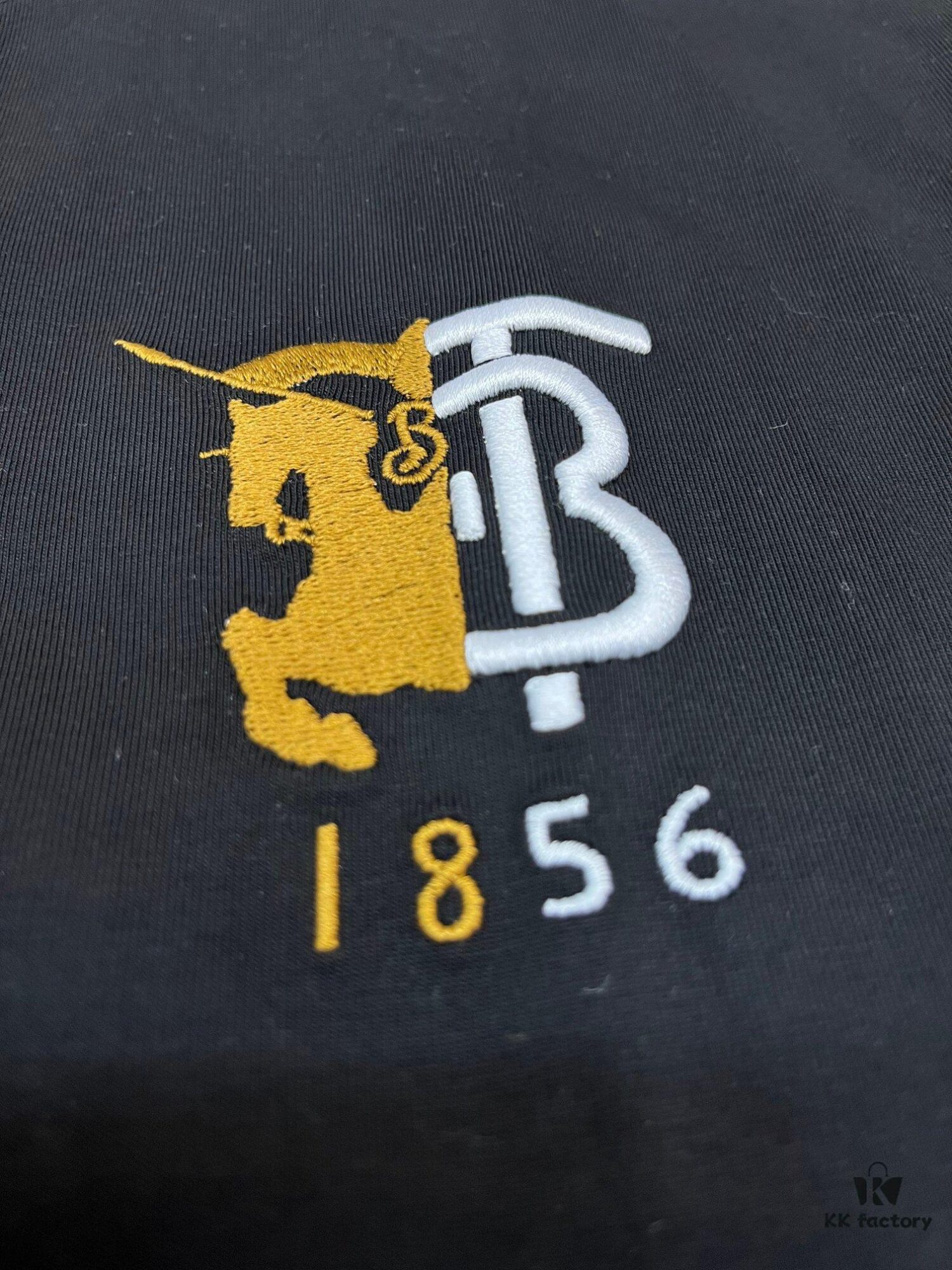 69314286908475d562cd9c75 BURBERRY Logo Embroidered Short-Sleeve T-Shirt