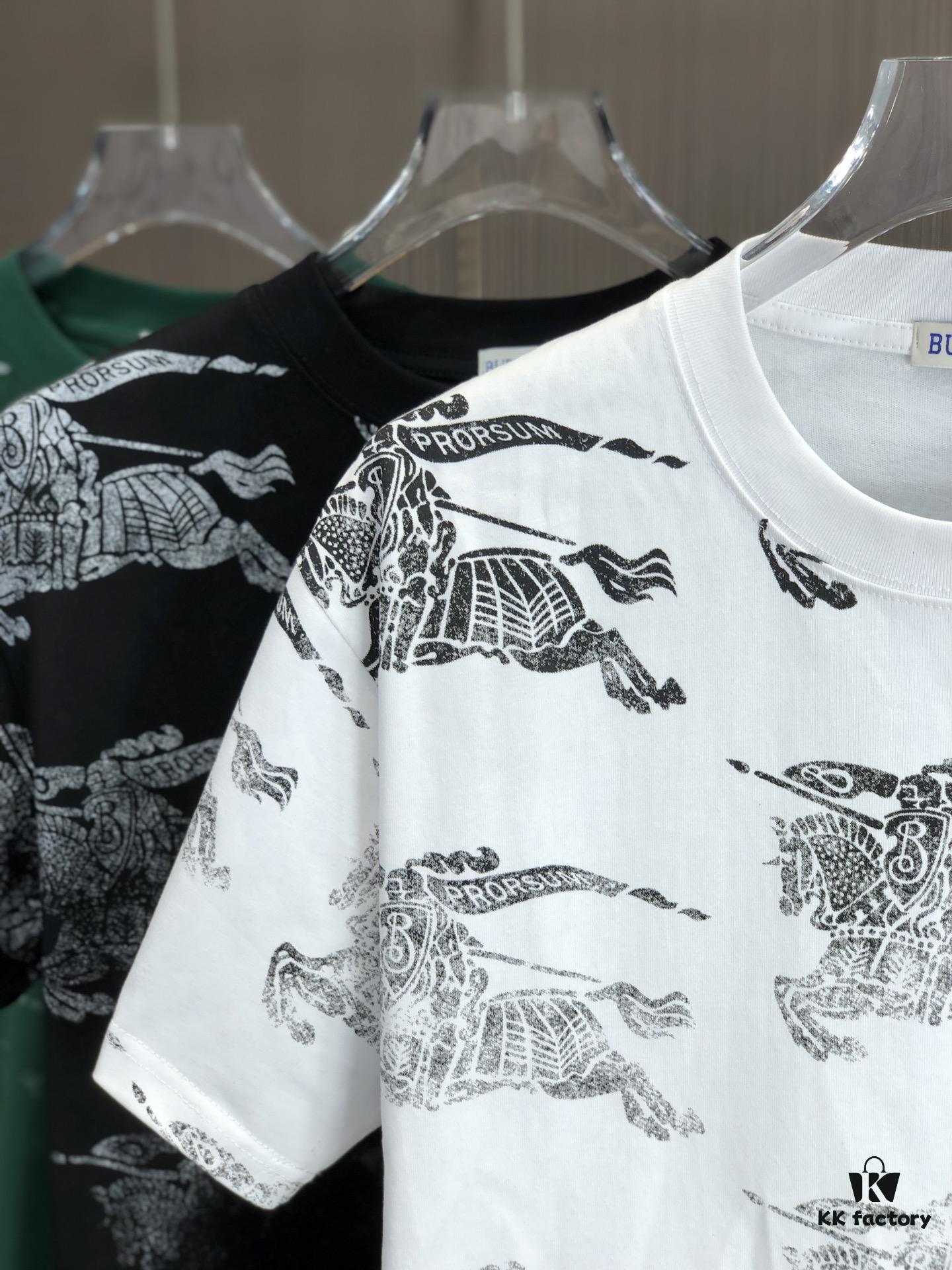 6931435b908475d562cd9c8d BURBERRY 2025 Spring/Summer New Arrival Round Neck Short Sleeve T-Shirt with All-Over Dot Print, Made from 320g Double-Layer Combed Cotton Fabric, Slightly Loose Fit, Soft and Substantial Fabric Texture, Unisex Design