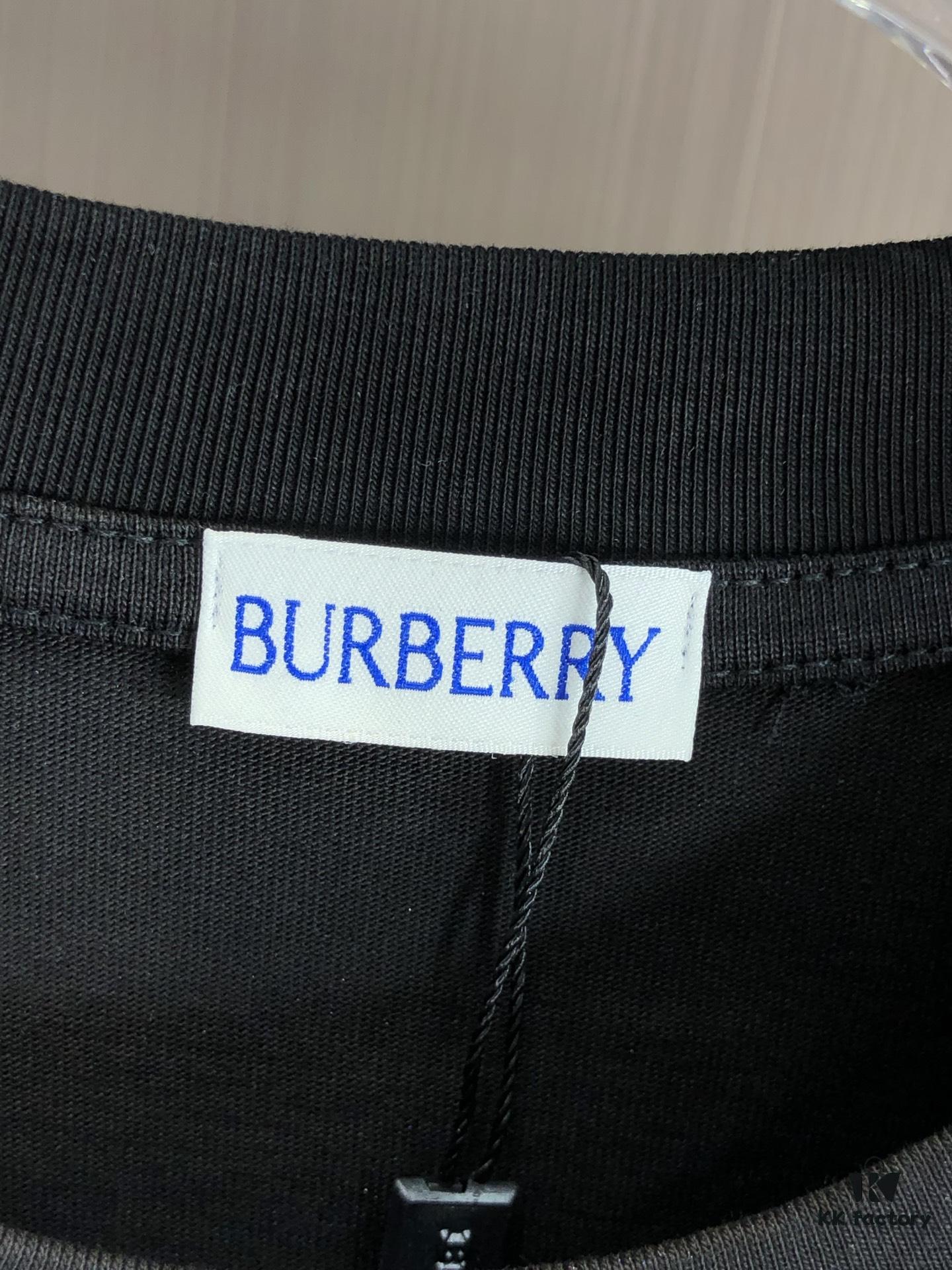 6931440a908475d562cd9cb1 BURBERRY 2025 Spring/Summer New Arrival Round Neck Short Sleeve T-Shirt with Equestrian Chain Embroidery, 320g Double Combed Cotton Fabric, Slightly Loose Unisex Fit