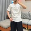 Real-shot model photo
