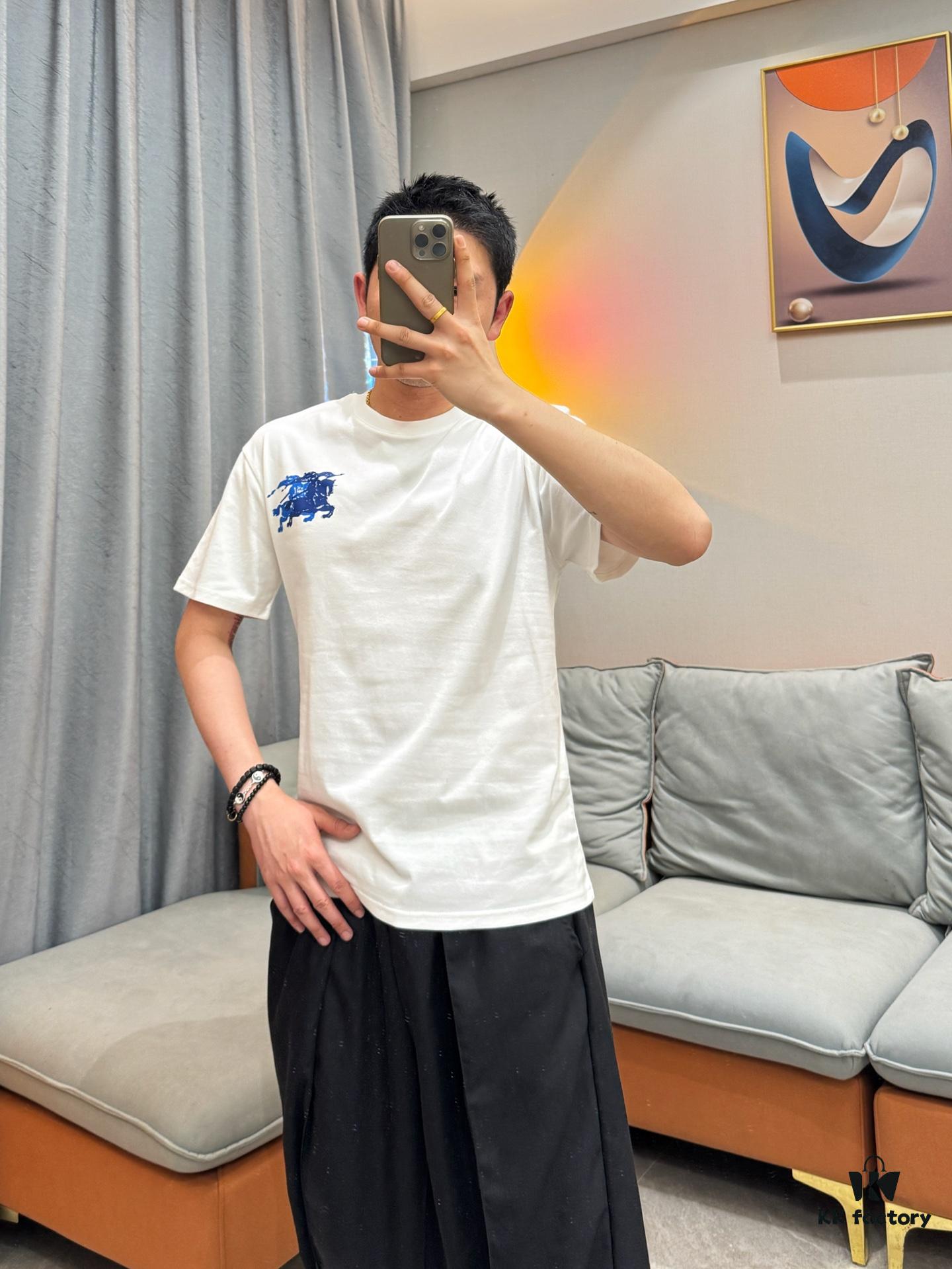 Real-shot model photo