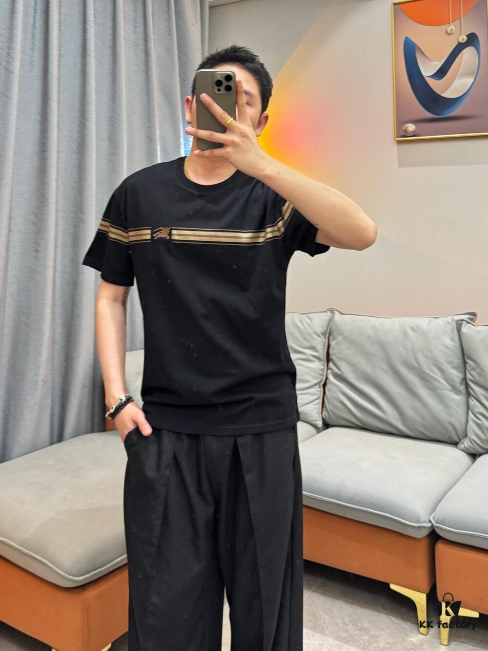 Real-shot model photo