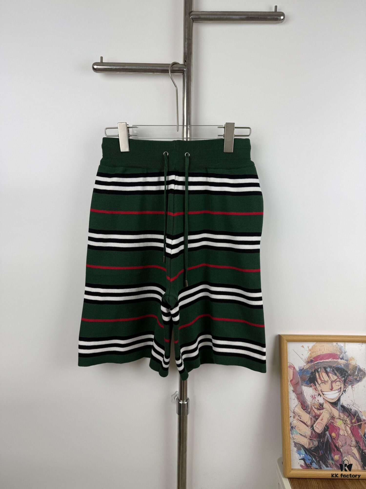 69314749908475d562cd9d7a New Burberry Classic Green Striped Knit Straight Shorts Unisex