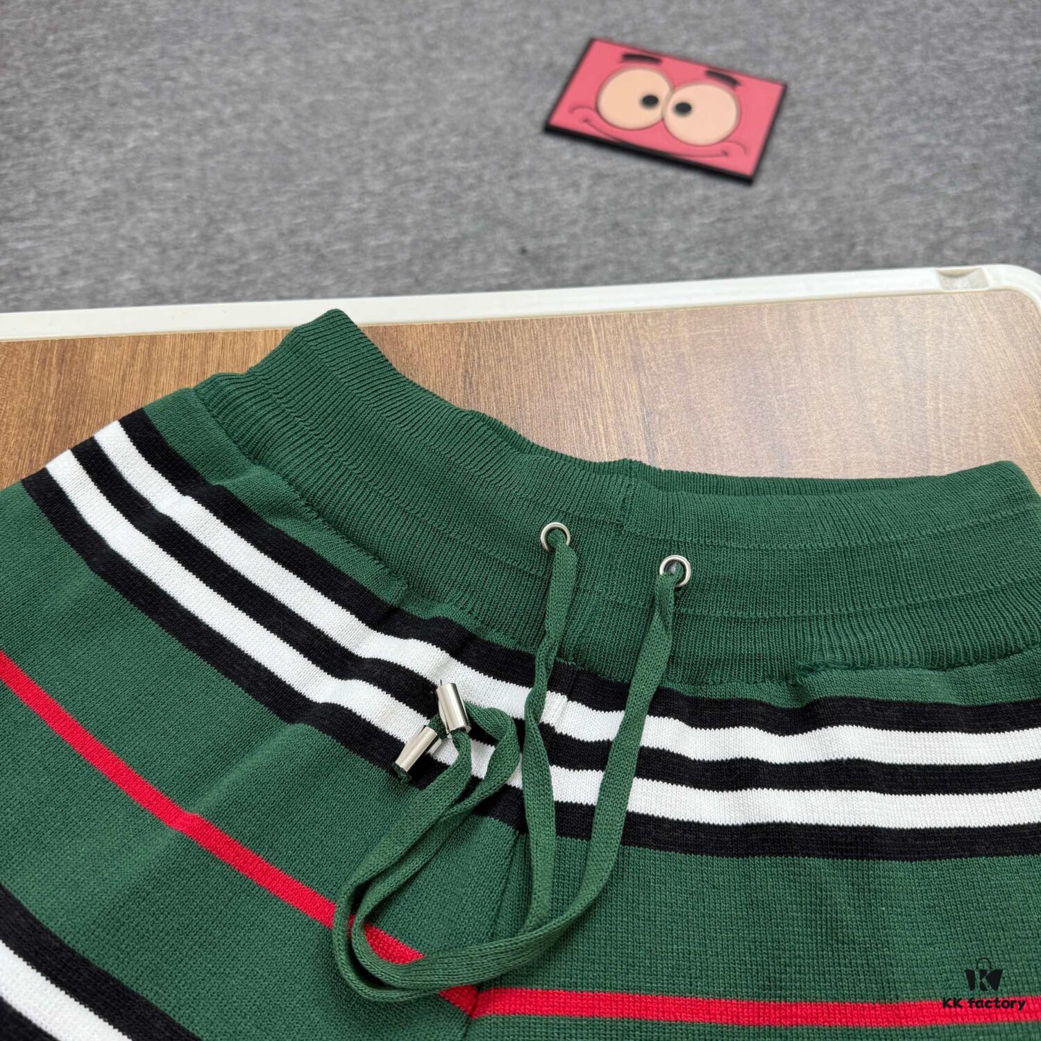 69314754908475d562cd9d7f New Burberry Classic Green Striped Knit Straight Shorts Unisex