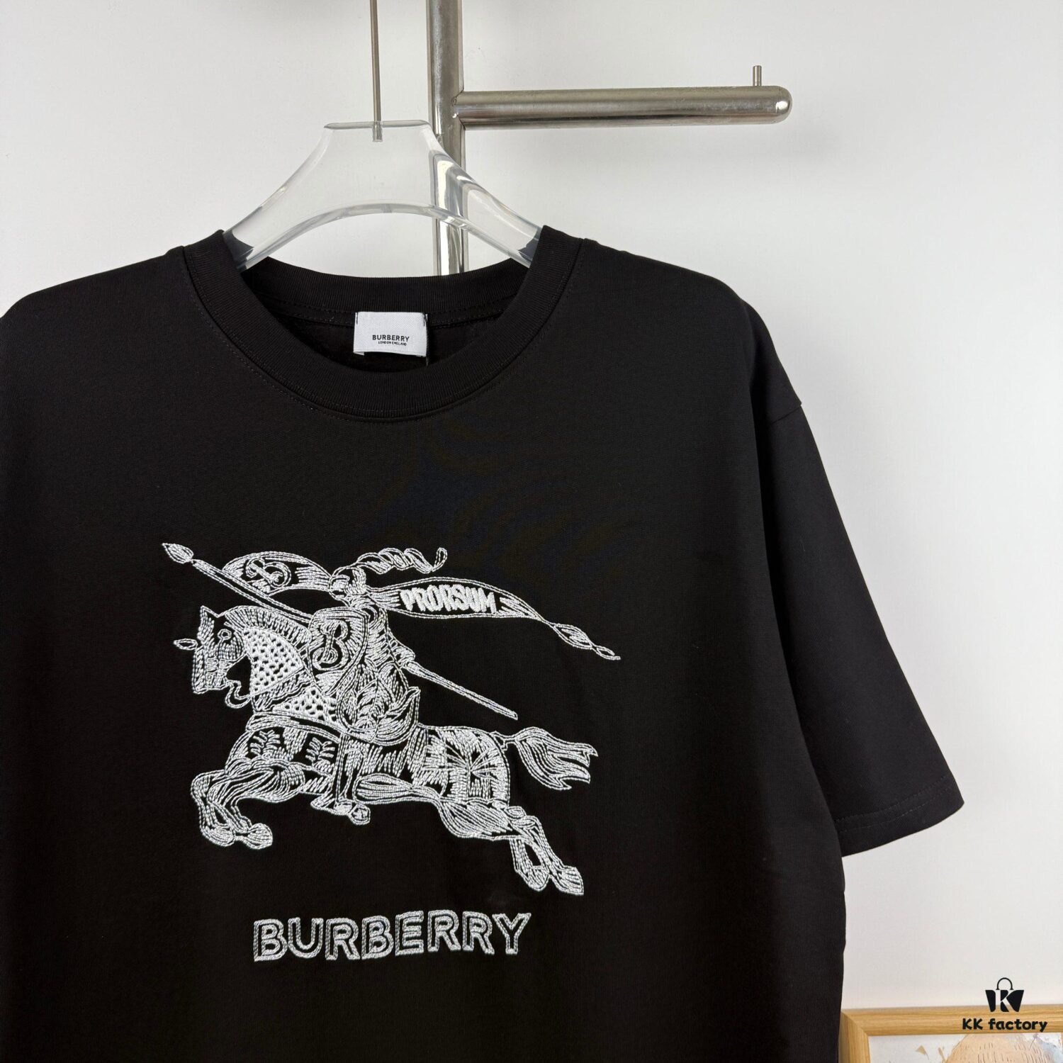 69314771908475d562cd9d83 New BBR Burberry 24SS Embroidered 3D Horse Logo Short Sleeve T-Shirt