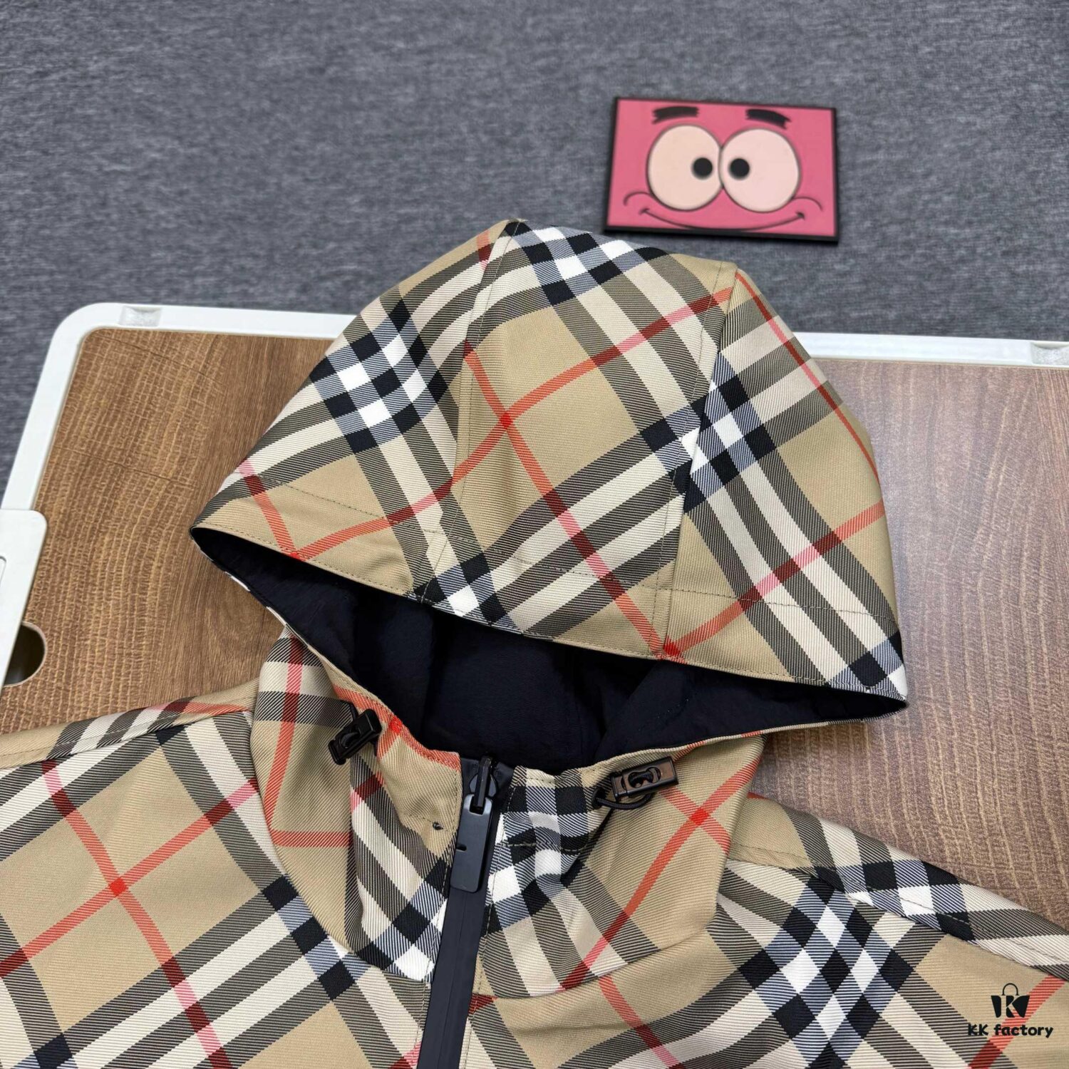 693149f5908475d562cd9e15 New Burberry Check Pattern Knight Horse Double-Sided Lightweight Hooded Jacket