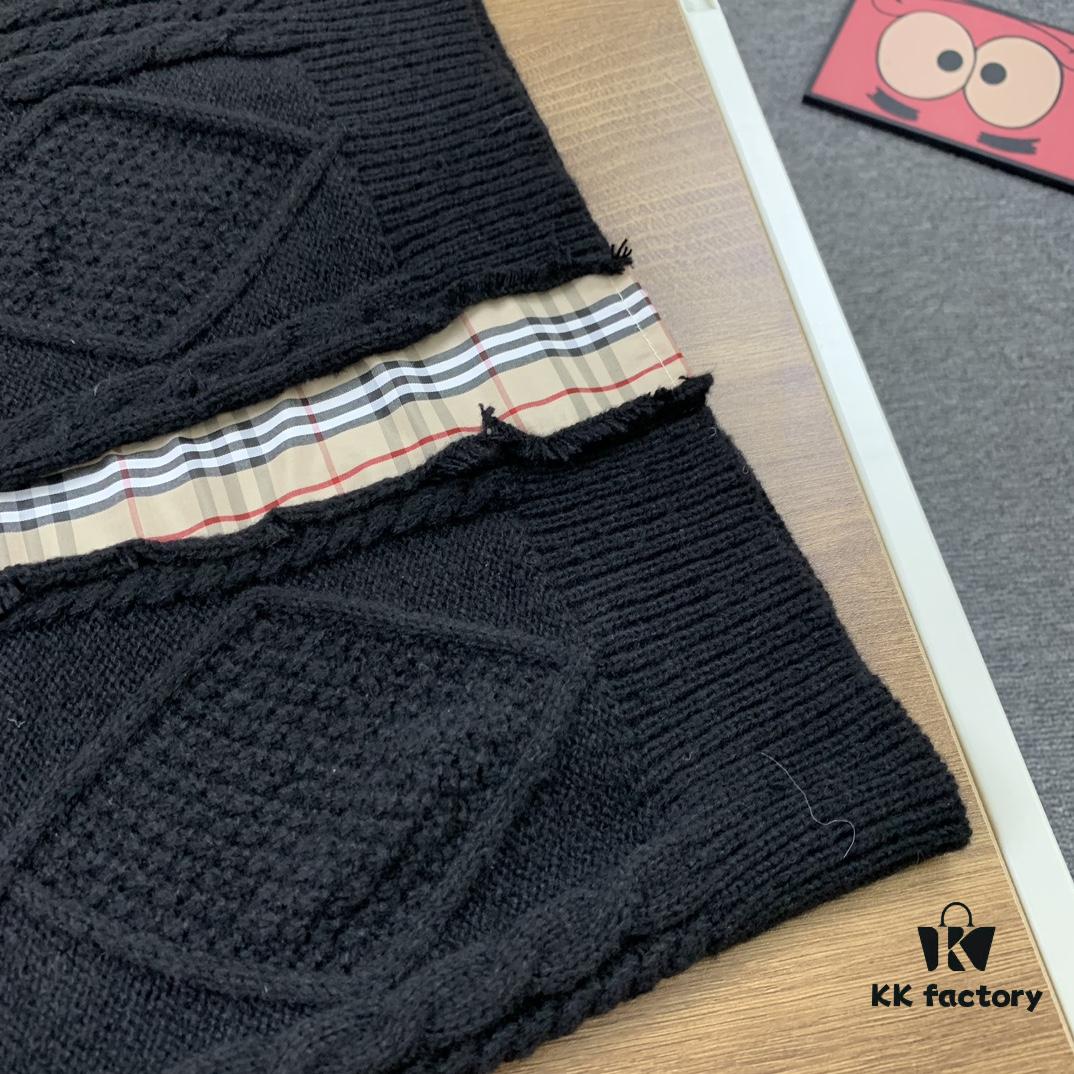 69314a96908475d562cd9e44 New Burberry 2024 Fall/Winter Black Patchwork Sweater Unisex Classic Plaid Design Hand-Cut Distressed Detail High-Density Knitwear