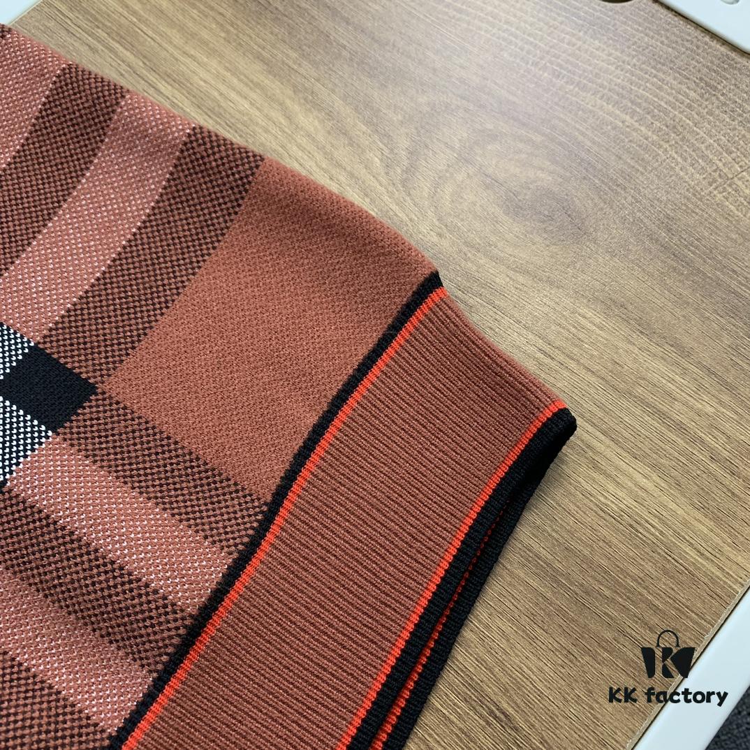 69314b51908475d562cd9e6a New Burberry 2024 Classic Striped Plaid Double Jacquard Crew Neck Knit Sweater