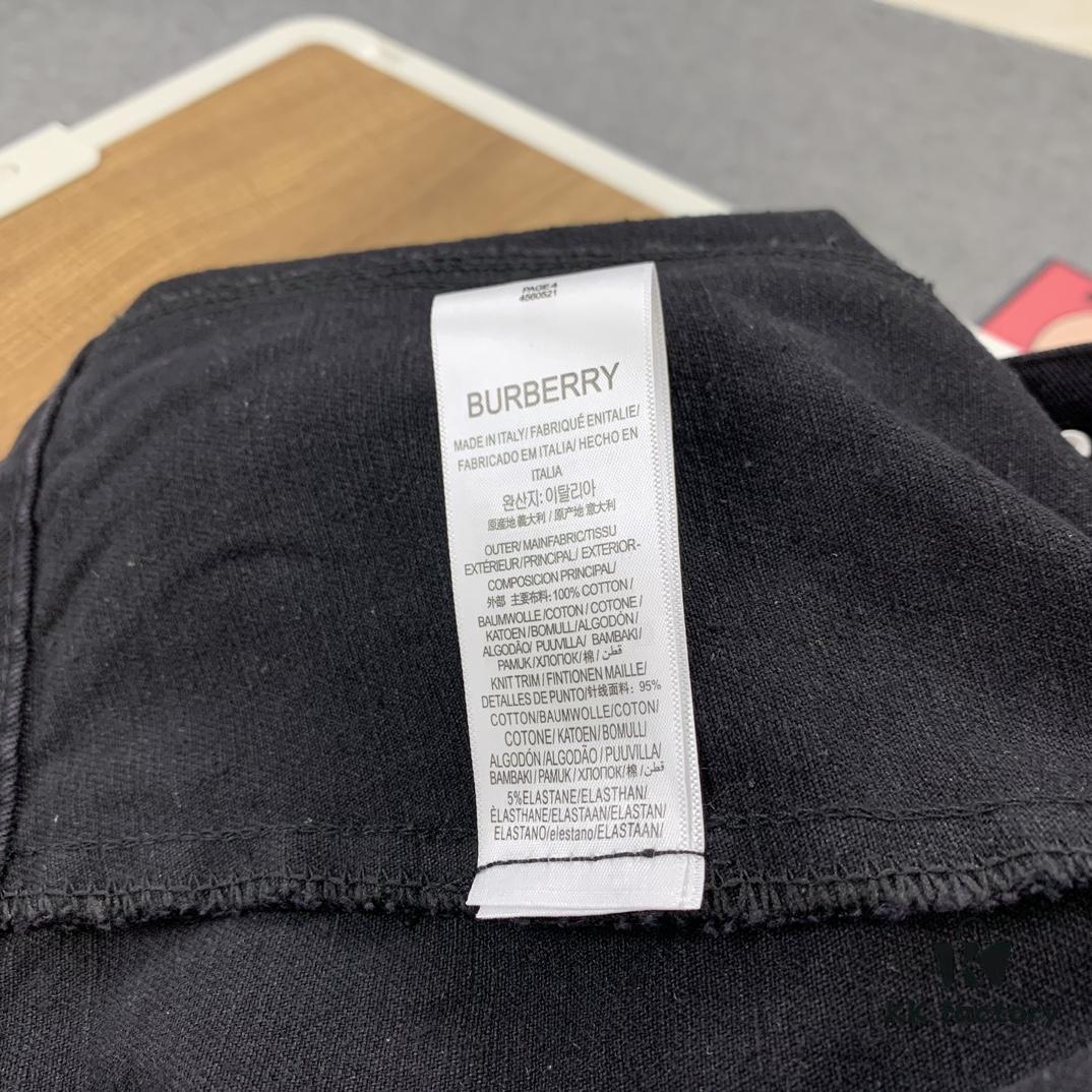69314bc5908475d562cd9e7c New Burberry & Supreme 2024 Collaborative Embroidered Horse Motif Denim Jacket Unisex