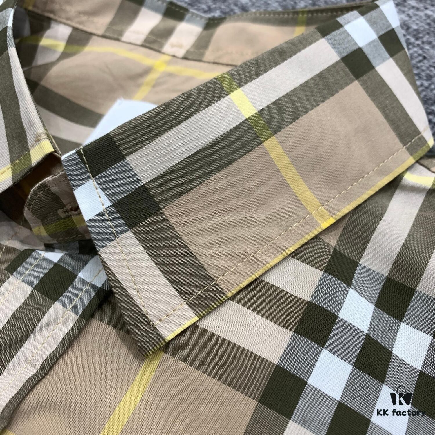 69314c09908475d562cd9e90 New BURBERRY/Barbouri Classic Yellow Tartan Stripe Long Sleeve Shirt, Iconic BBR Brand Checkered Pattern Shirt