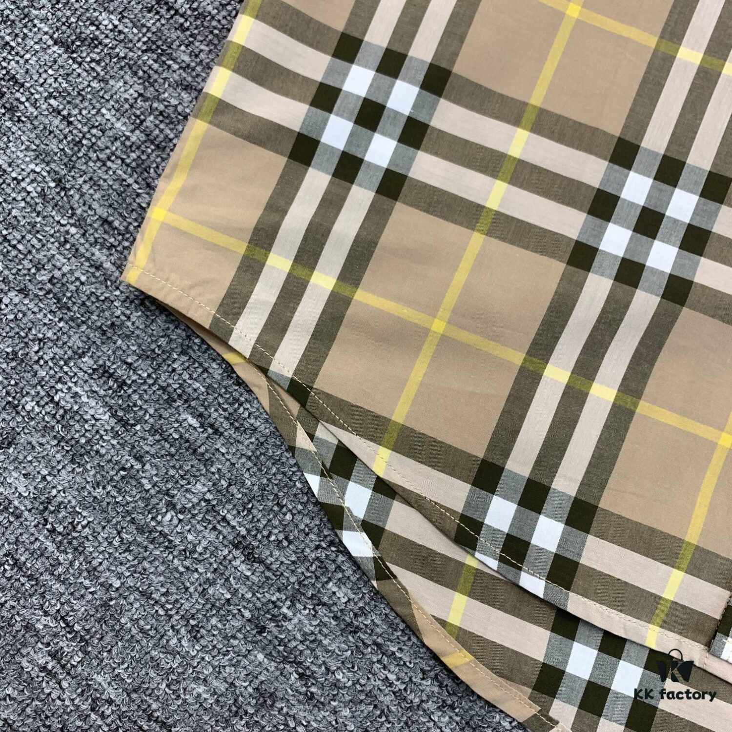 69314c16908475d562cd9e94 New BURBERRY/Barbouri Classic Yellow Tartan Stripe Long Sleeve Shirt, Iconic BBR Brand Checkered Pattern Shirt