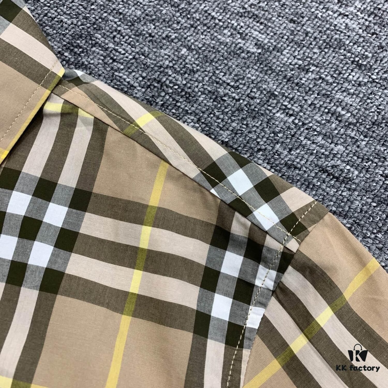 69314c1d908475d562cd9e96 New BURBERRY/Barbouri Classic Yellow Tartan Stripe Long Sleeve Shirt, Iconic BBR Brand Checkered Pattern Shirt