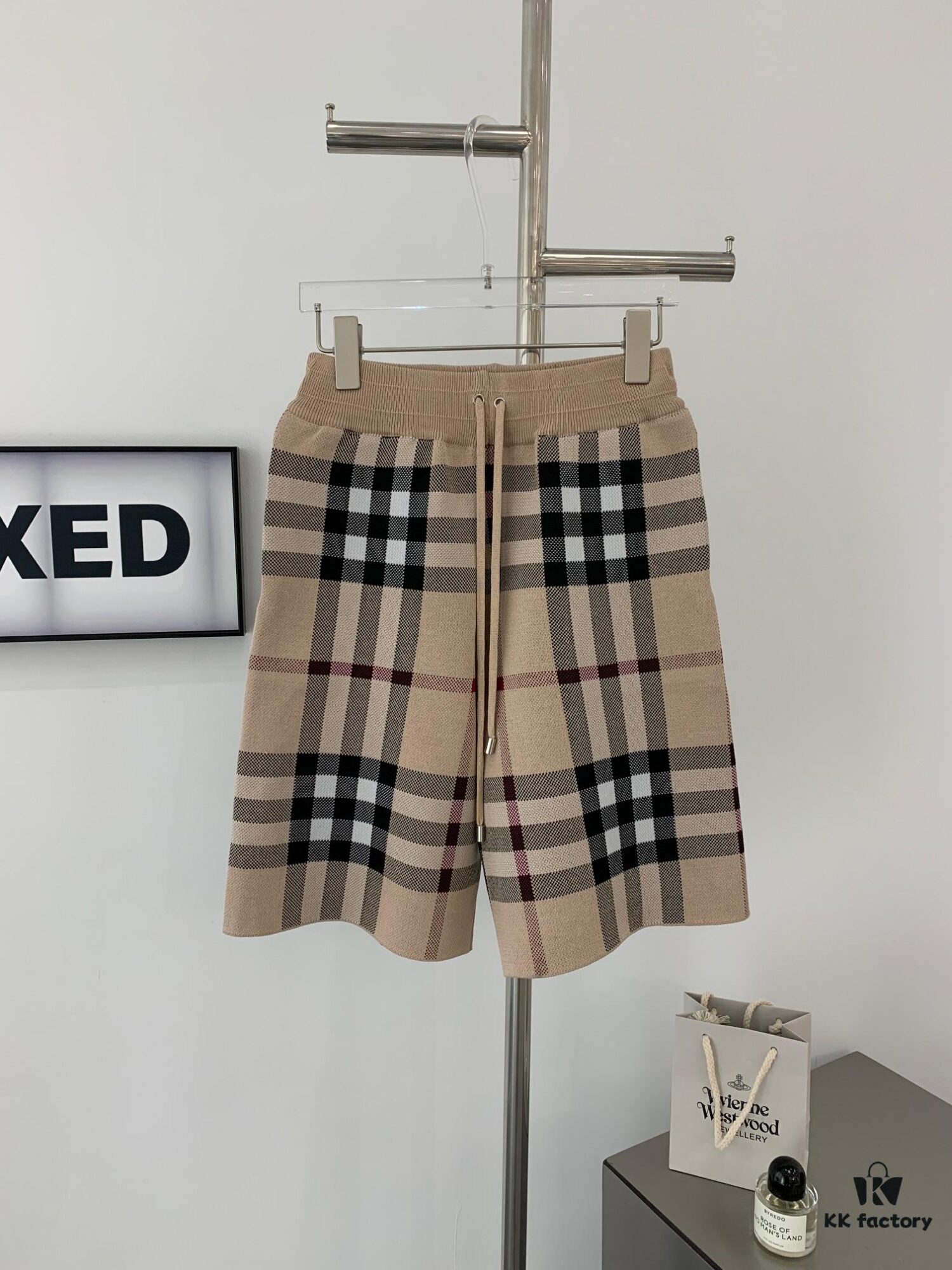 69314cb1908475d562cd9ebc New BURBERRY Classic Plaid Knit Shorts Unisex