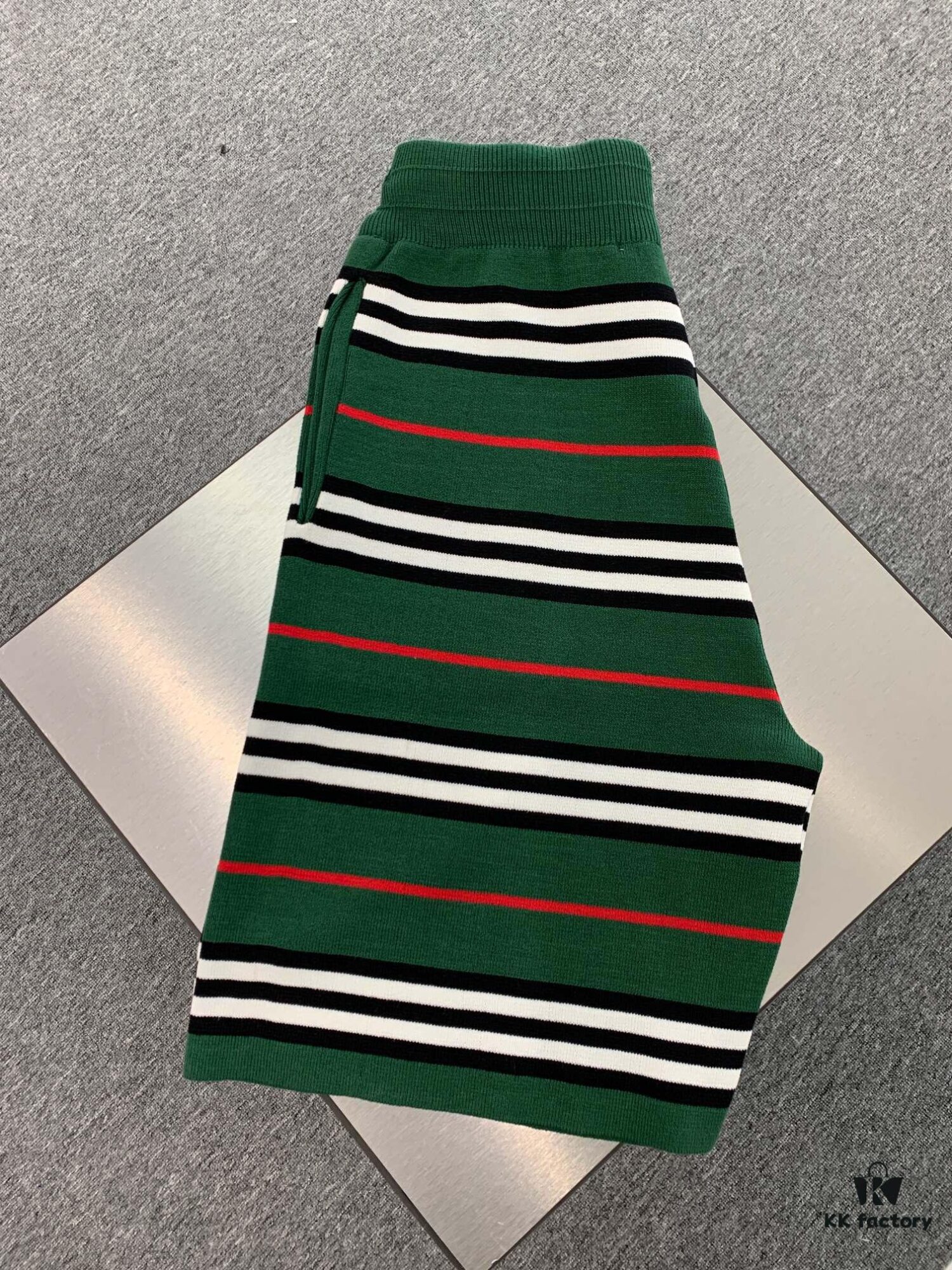 69314d14908475d562cd9ecc New Burberry Classic Green Striped Knit Straight Shorts Unisex