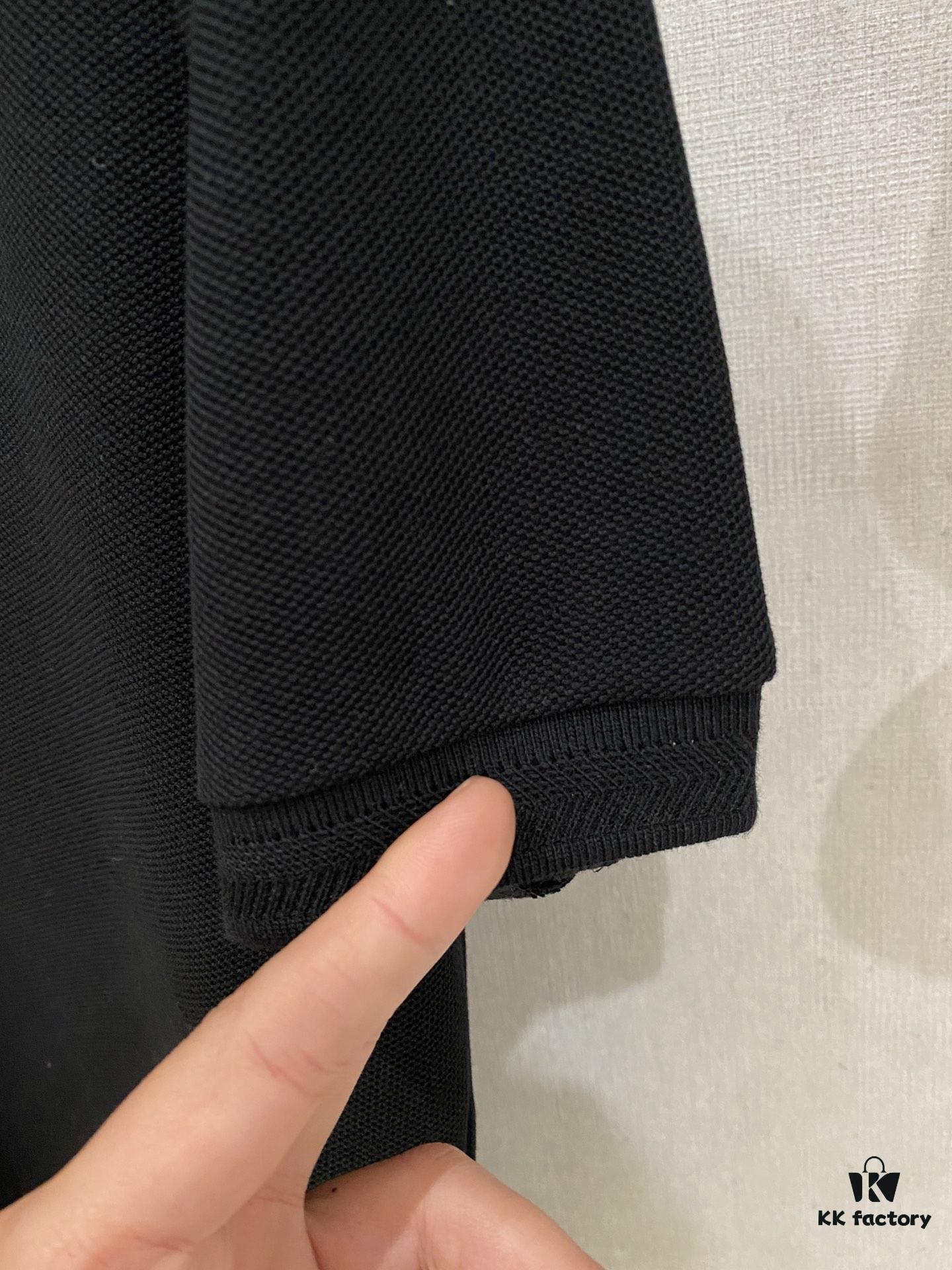 69314d9d908475d562cd9ee2 Burberry 2025 Newest Short Sleeve T-Shirt, Stylish and Fashionable with Exquisite Embroidered Logo on Chest, Simple and Versatile Design
