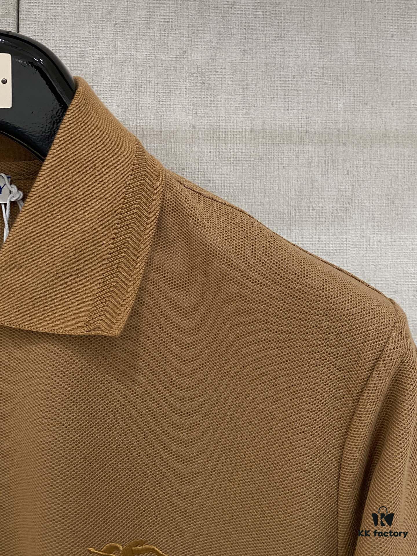 69314e0c908475d562cd9ef9 Burberry, 2025 Latest Short Sleeve T-Shirt, Stylish and Handsome with Exquisite Embroidered Logo on Chest, Simple and Versatile Design