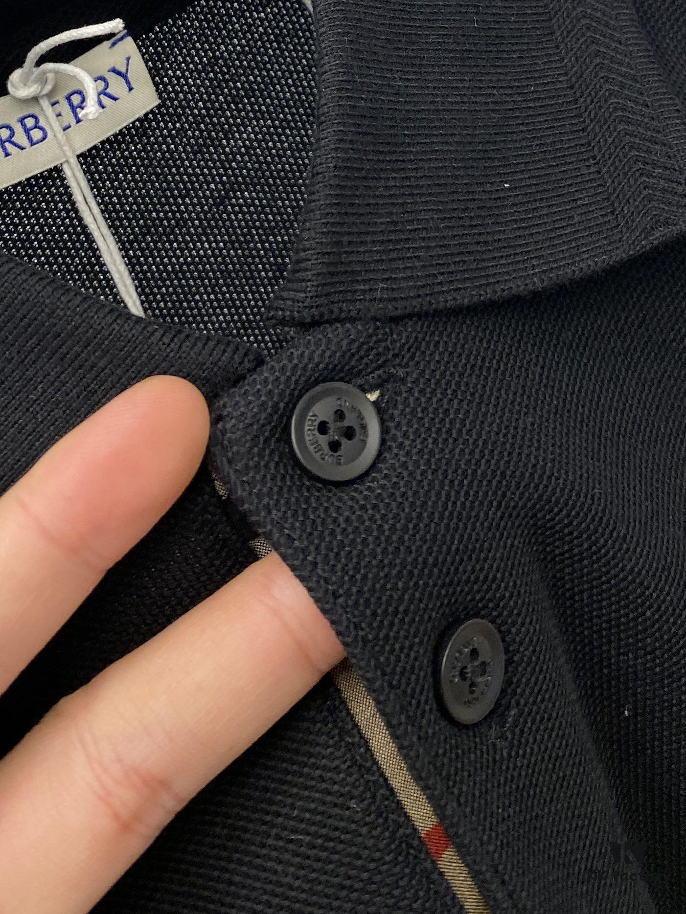 69314eab908475d562cd9f25 Burberry, 2025 Latest Short Sleeve T-Shirt, Stylish and Handsome with Exquisite Embroidered Logo on Chest, Minimalist and Versatile Design