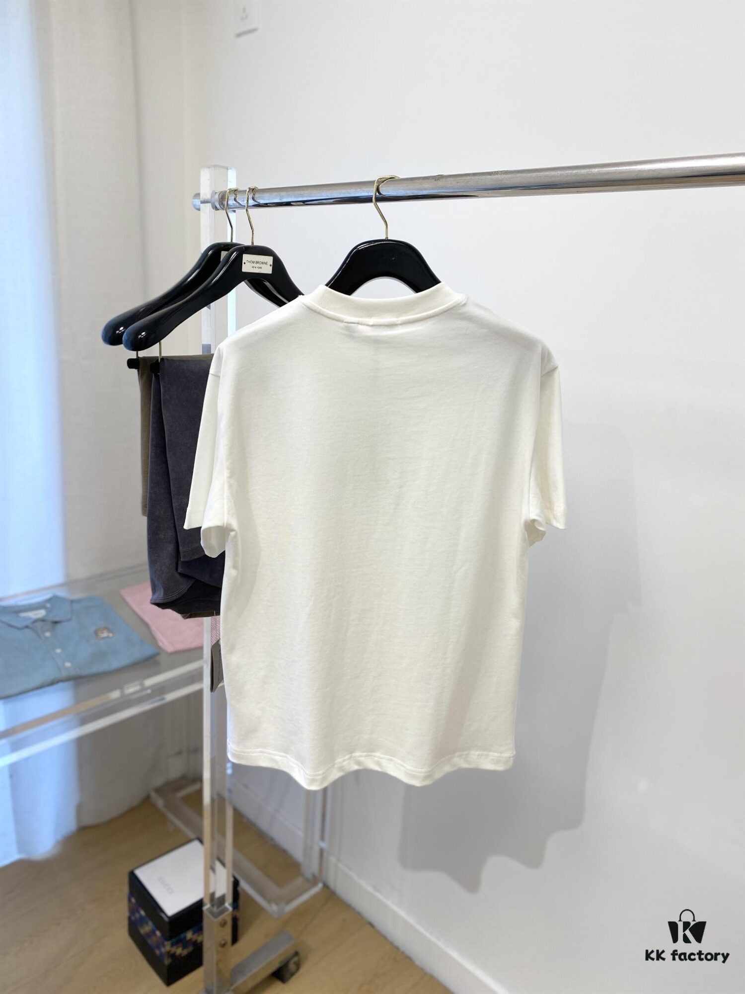 69314f62908475d562cd9f56 Burberry, 2025 Latest Short-Sleeve T-Shirt, Stylish and Handsome with Exquisite Embroidered Logo on Chest, Simple and Versatile Design