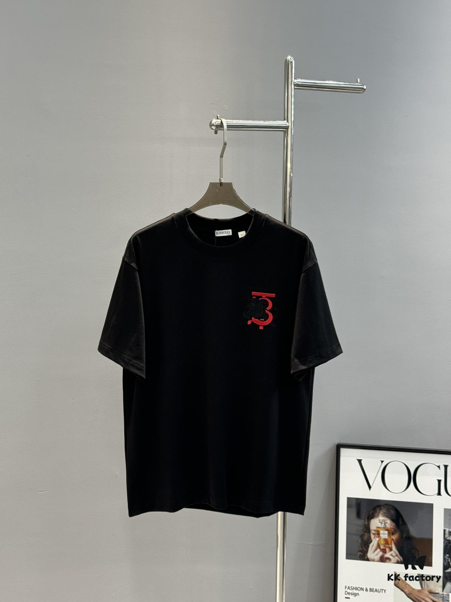 6931543d908475d562cda05b BBR* Bao-Bao Li 25s Classic Short-Sleeve Unisex T-Shirt – Front Chest TB Horse 3D Embroidered Logo, Premium 260g Pure Cotton, Soft and Breathable, Basic Style for Long-Lasting Wear