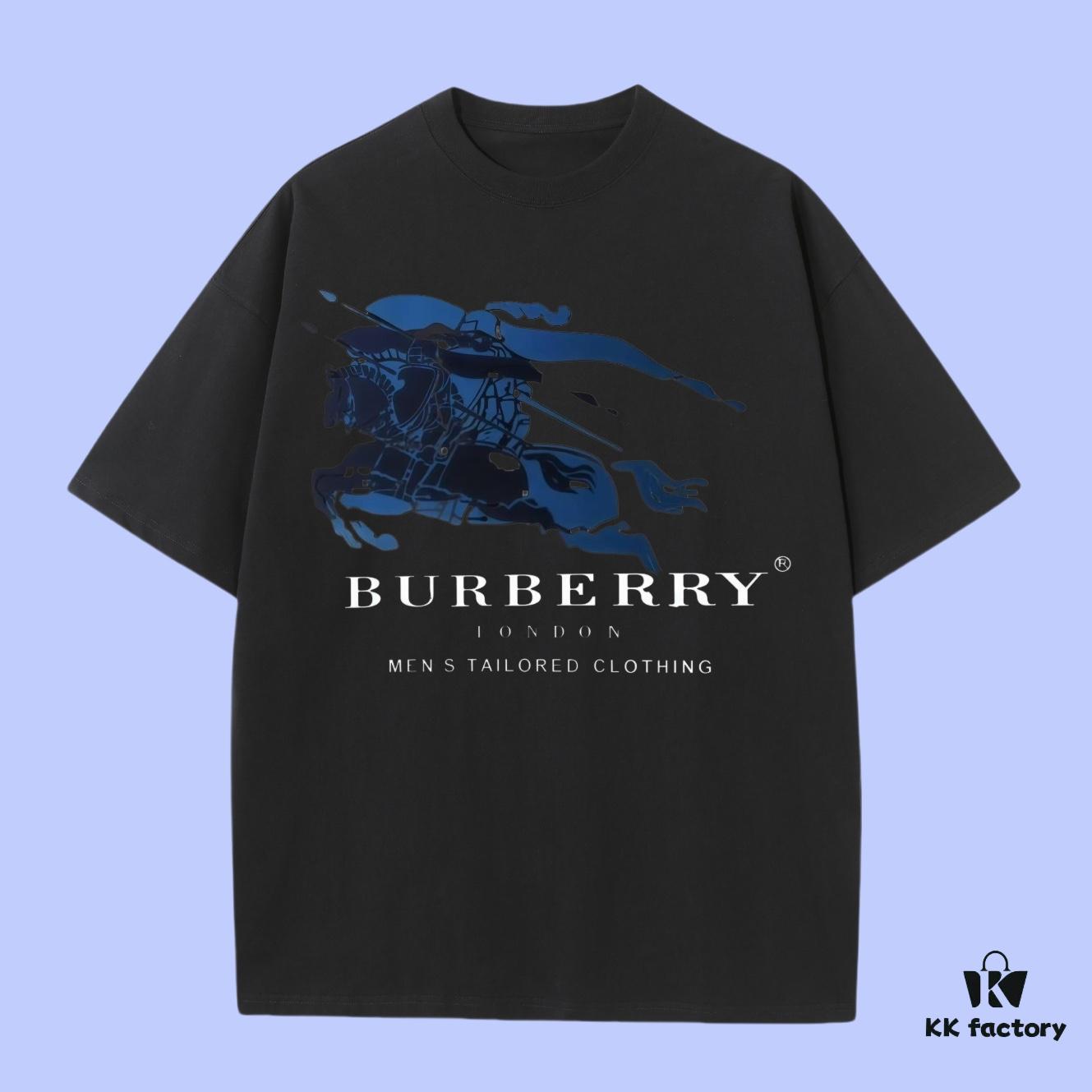 6931557b908475d562cda0b2 High-Quality Burberry 2025 Fall Spring Collection Equestrian Logo Short-Sleeve T-Shirt, Premium 270G 32-Count Double-Yarn Cotton Fabric, Distinct from Regular Print, Relaxed Unisex Fit