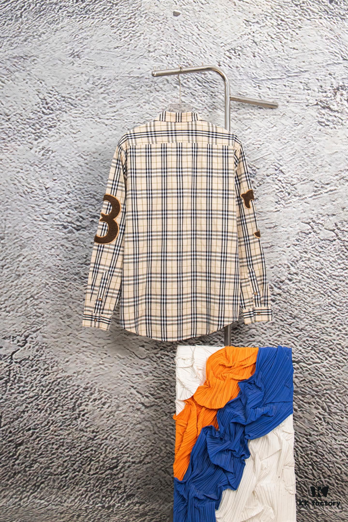 69315658908475d562cda0ec Burberry Letter Plaid Cotton Poplin Shirt, 100% Pure Cotton, Original Quality, Custom Buttons, Chest Patch Pocket, Terry Cloth Appliqué on Sleeves, All-Over Pattern Matching, Unisex Design