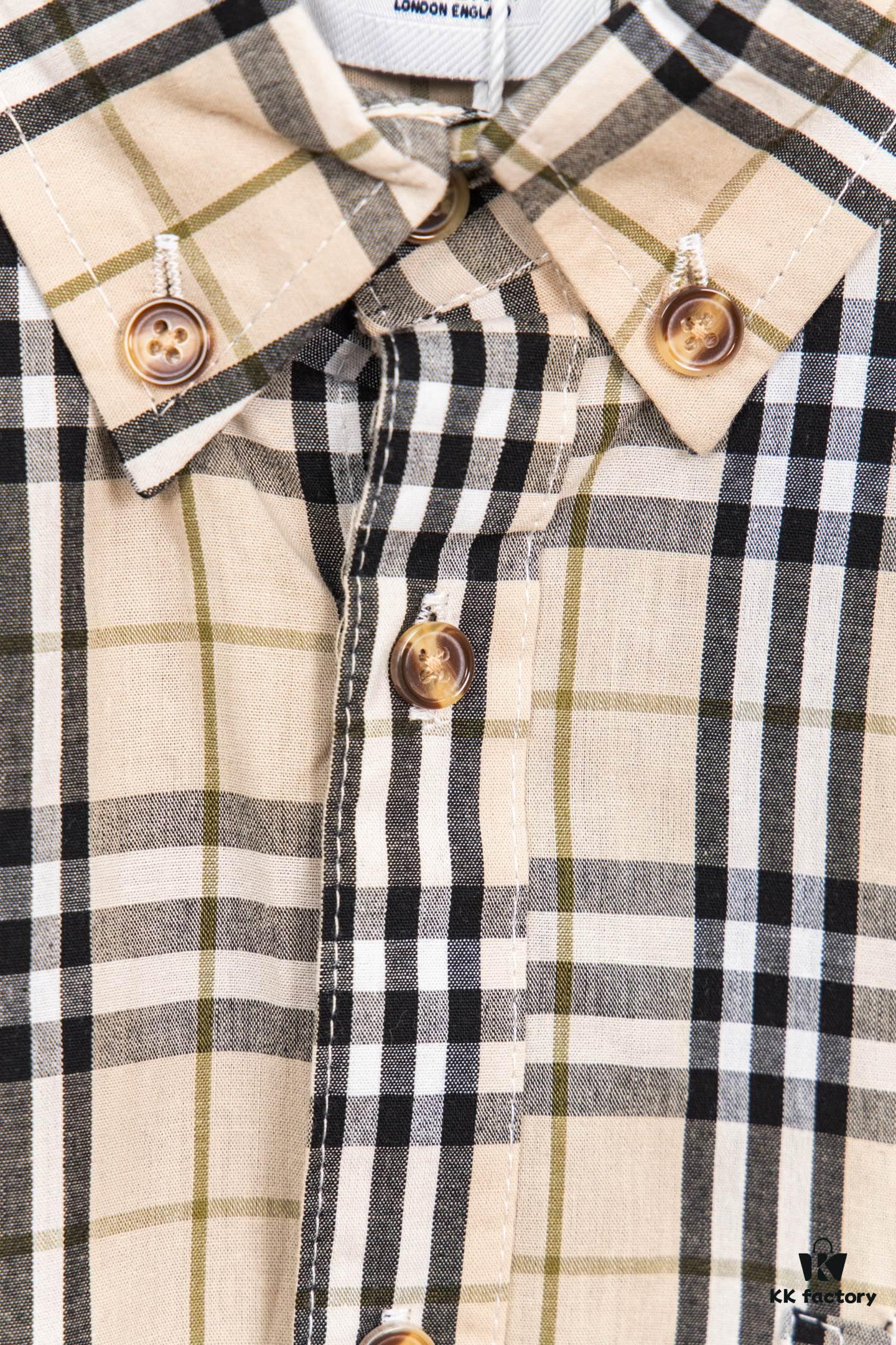 69315660908475d562cda0ee Burberry Letter Plaid Cotton Poplin Shirt, 100% Pure Cotton, Original Quality, Custom Buttons, Chest Patch Pocket, Terry Cloth Appliqué on Sleeves, All-Over Pattern Matching, Unisex Design