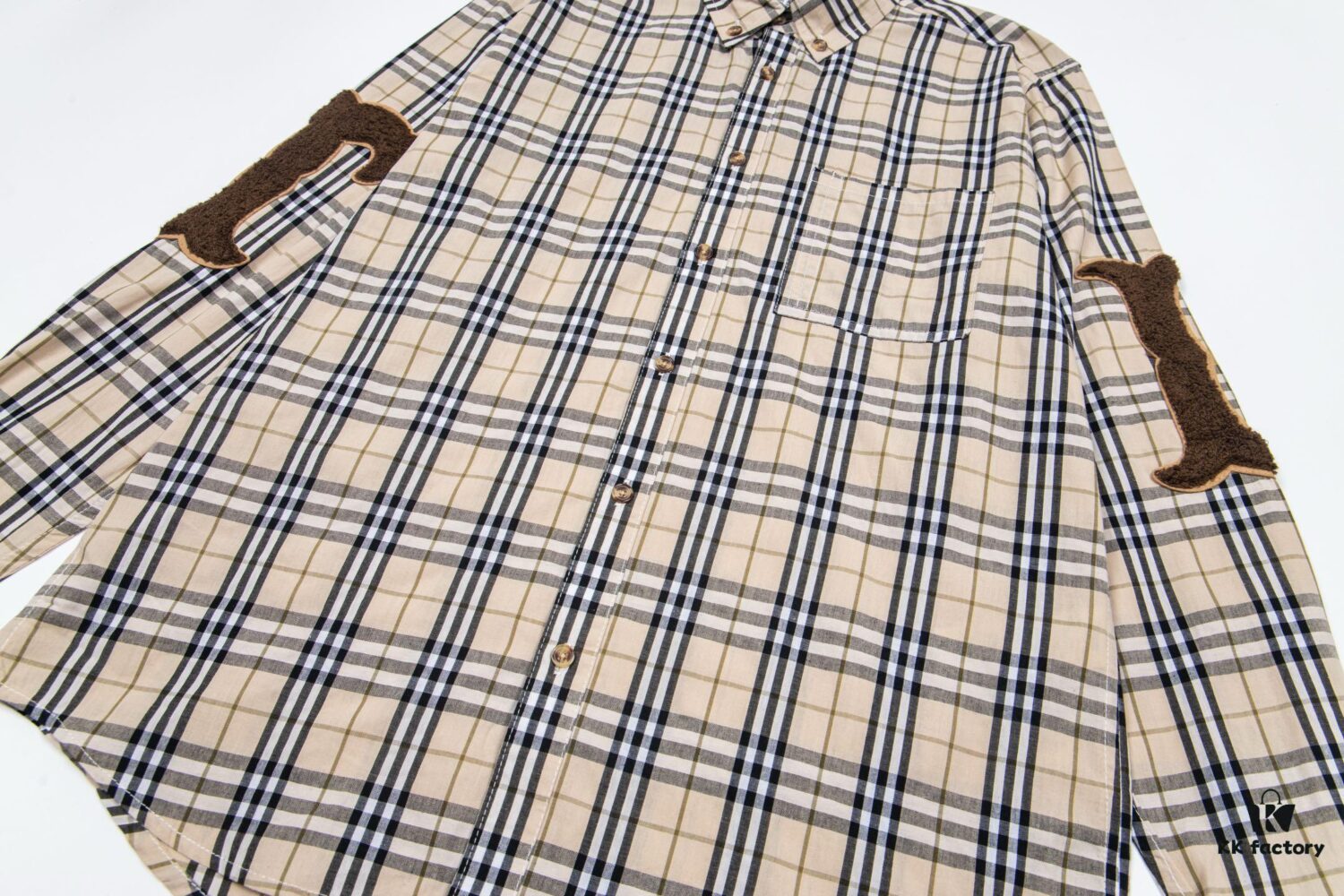 693156d8908475d562cda108 Burberry Letter Plaid Cotton Poplin Shirt, 100% Pure Cotton, Original Quality, Custom Buttons, Chest Patch Pocket, Toweling Fabric Appliqué on Sleeves, All-Over Pattern Matching, Unisex Design