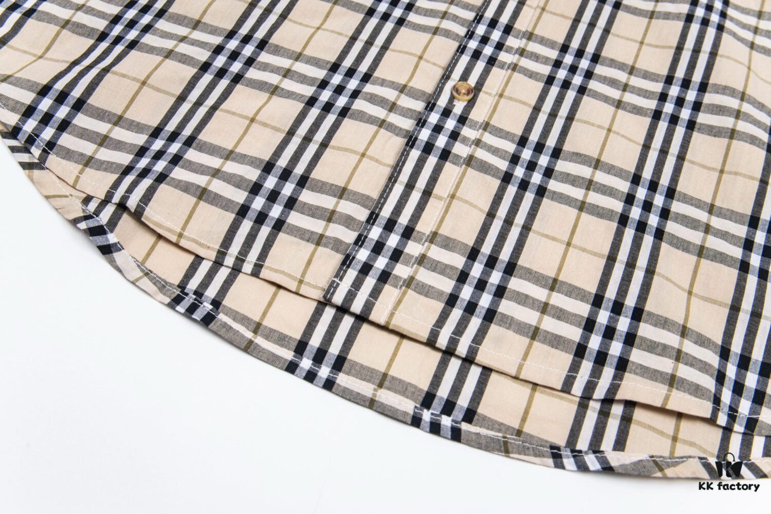 693156da908475d562cda109 Burberry Letter Plaid Cotton Poplin Shirt, 100% Pure Cotton, Original Quality, Custom Buttons, Chest Patch Pocket, Toweling Fabric Appliqué on Sleeves, All-Over Pattern Matching, Unisex Design