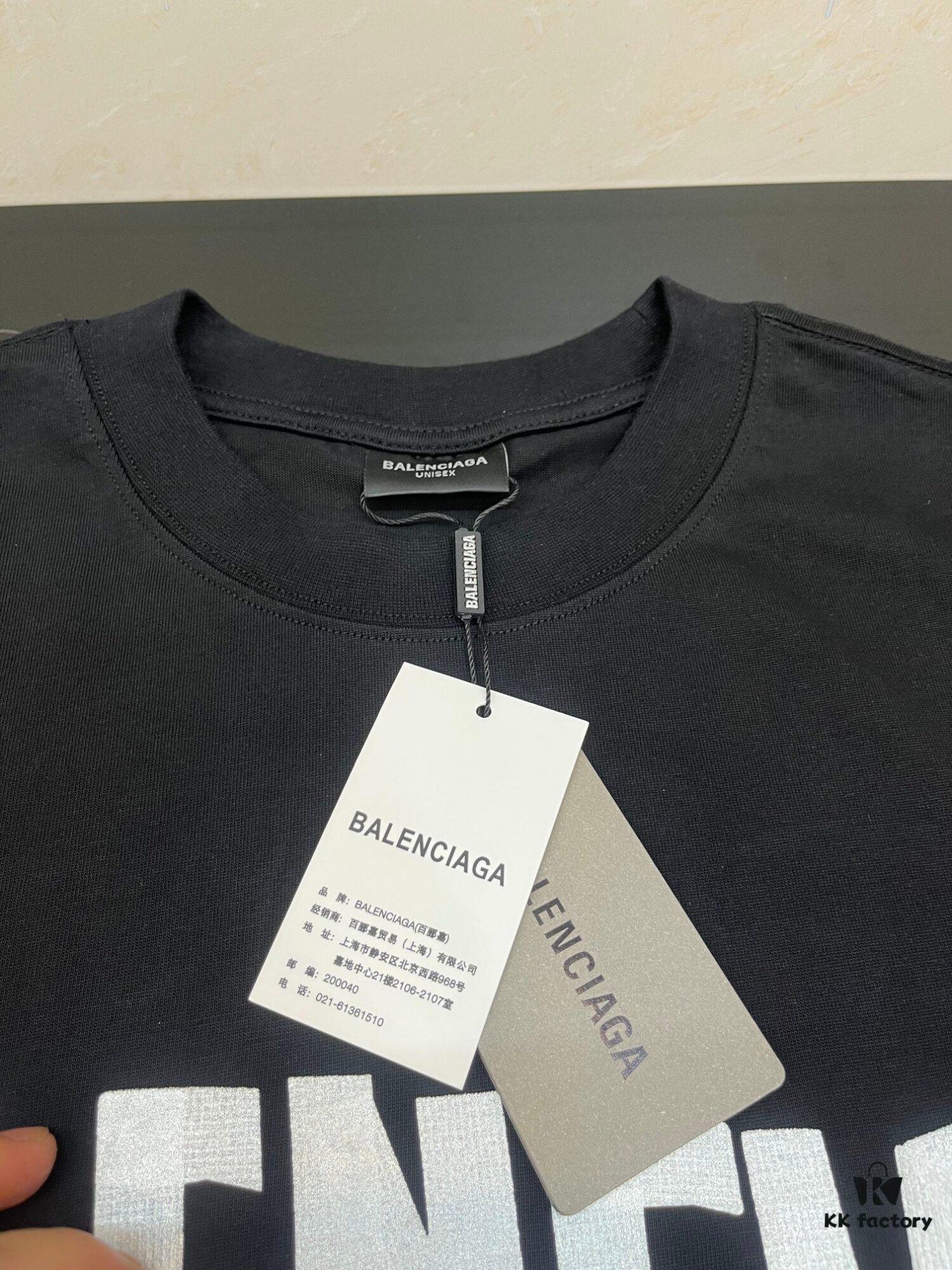 693157e2908475d562cda14a BALENCIAGA Tape Logo Printed Short-Sleeve T-Shirt, Made from 280g Double-Layer Pure Cotton Fabric, Comfortable and Soft to Wear, Featuring Raised Tape Logo Printing for a Premium, Three-Dimensional Look, High-Quality Replica, Complete with All Three Labels
