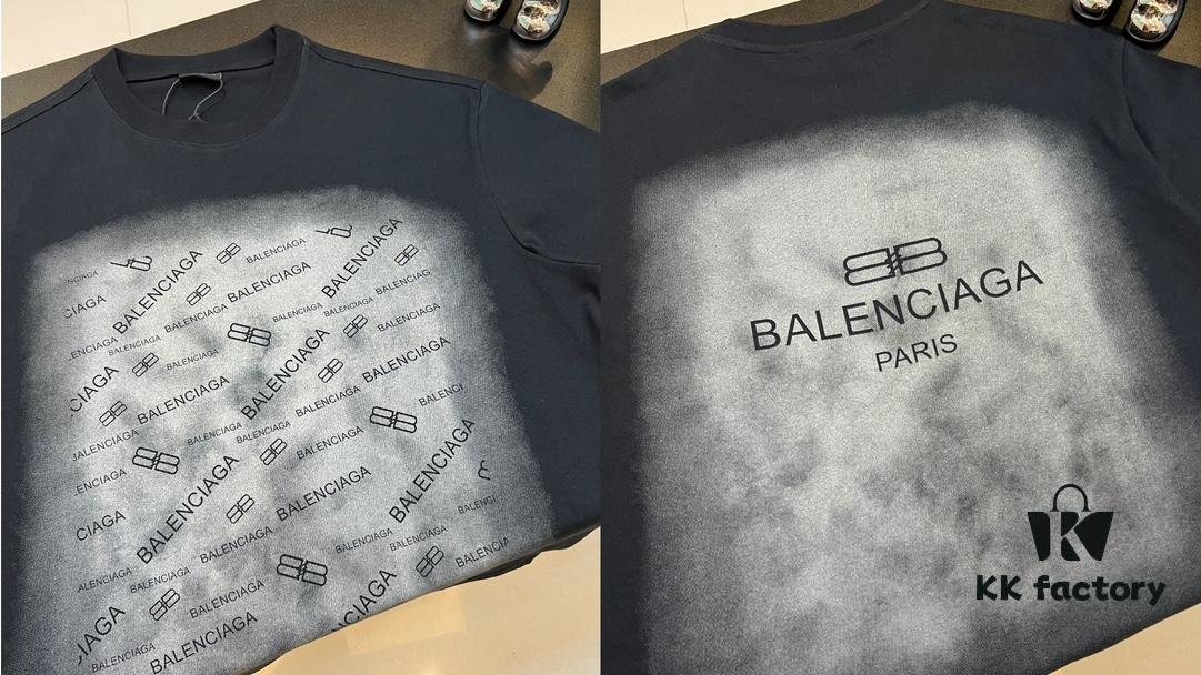 69315899908475d562cda174 Balenciaga Gradient Letter Short-Sleeve T-Shirt