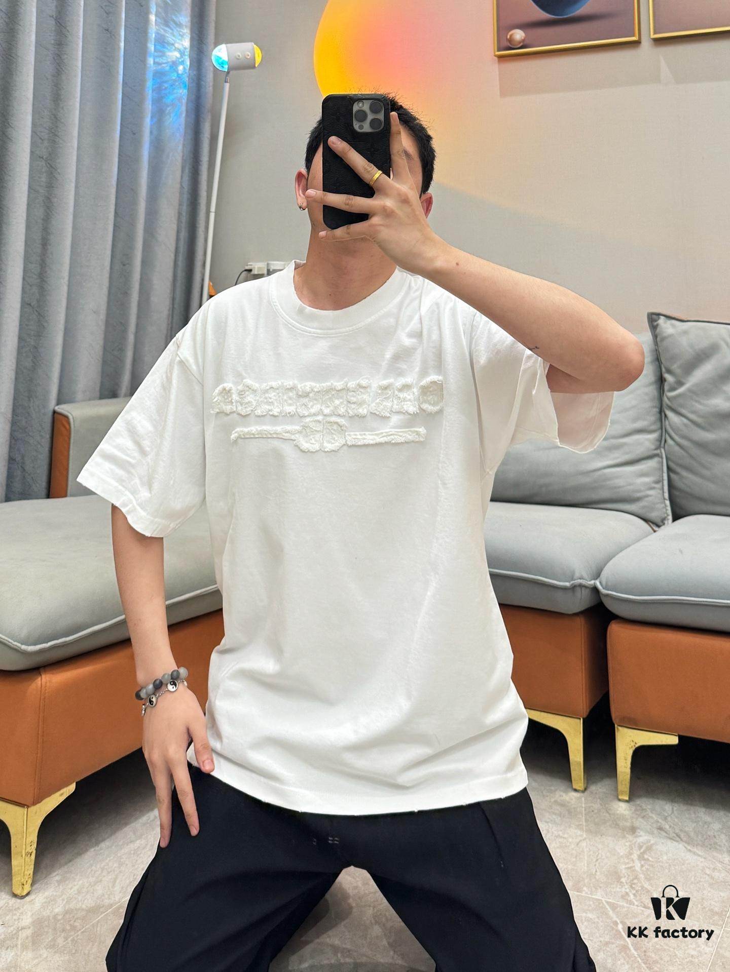 Real-shot model photo