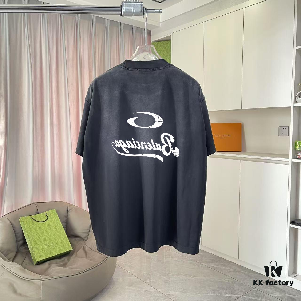 69315c9f908475d562cda222 BALENCI*GA Paris 2025 Summer New Arrival Gradient Distressed Short-Sleeve T-Shirt with Signature Logo Print, Custom 320g Fabric Unisex Design