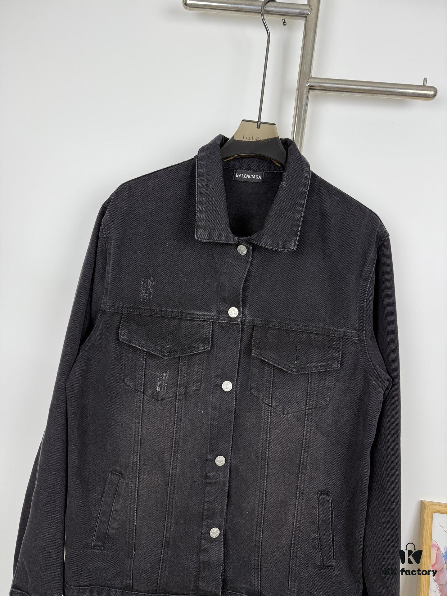 69315f34908475d562cda292 Balenciaga 2024 Fall/Winter New Paris Tower Oversized Denim Jacket