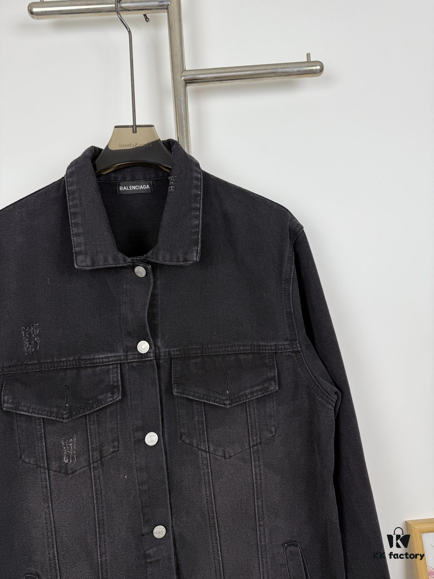 69315f3d908475d562cda293 Balenciaga 2024 Fall/Winter New Paris Tower Oversized Denim Jacket
