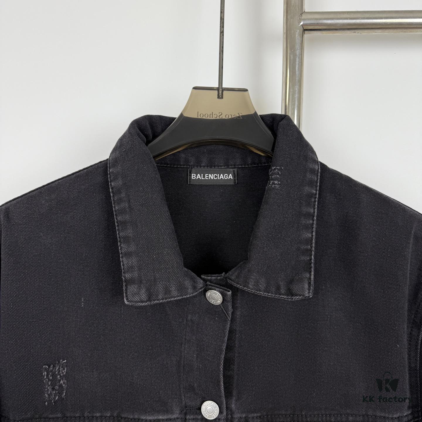 69315f55908475d562cda295 Balenciaga 2024 Fall/Winter New Paris Tower Oversized Denim Jacket