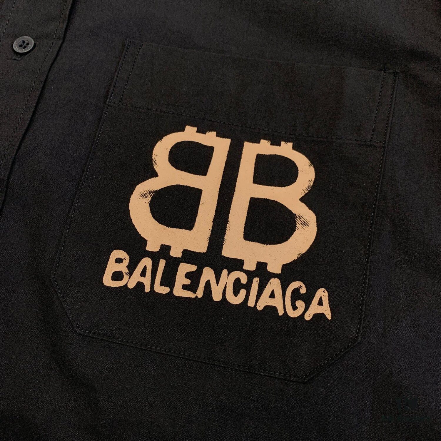 6931621c908475d562cda30f New Balenciaga BLCG 24SS Double-B Orange Graffiti Logo Long-Sleeve Shirt with Full-Arm Print