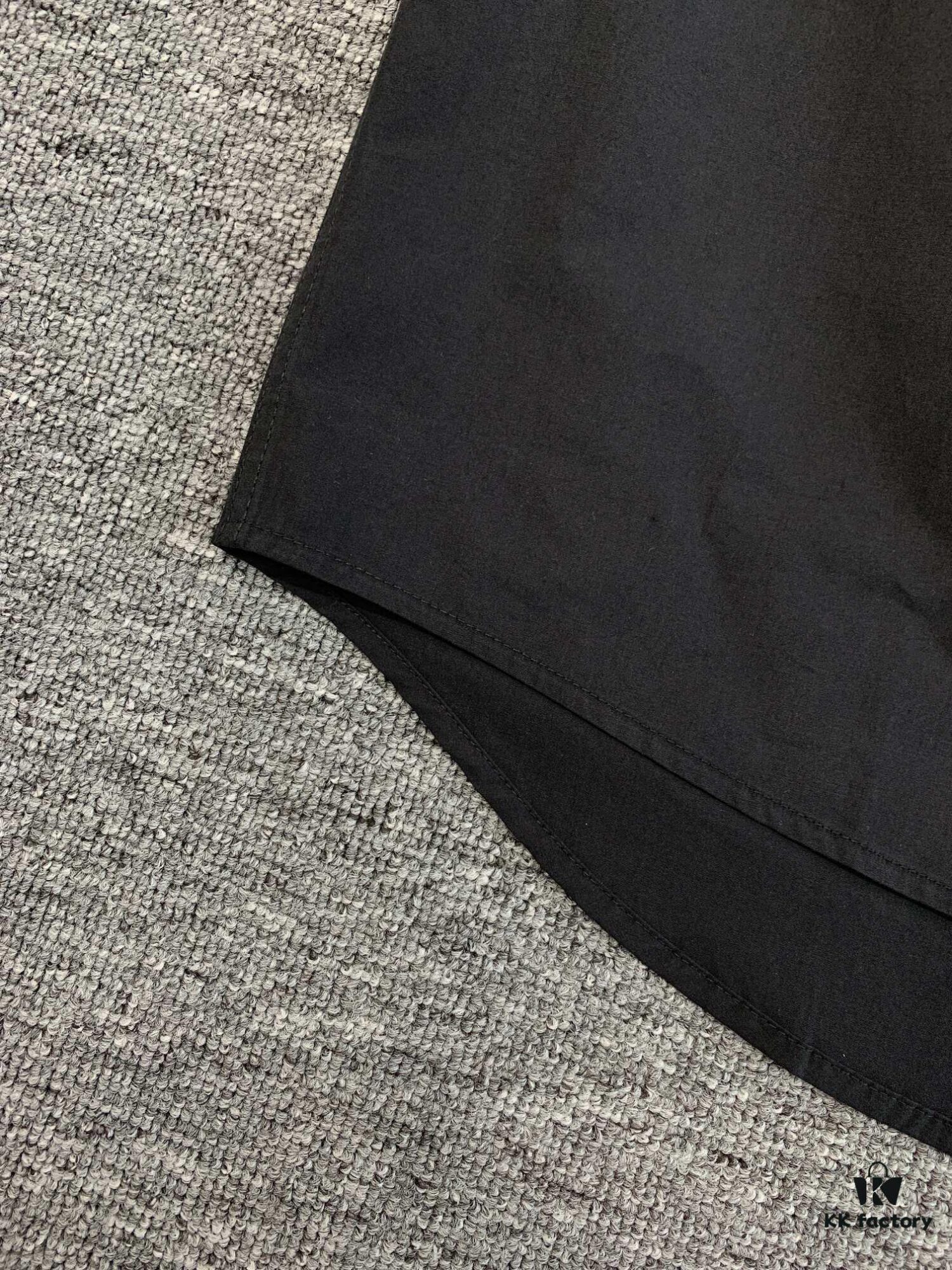 6931627e908475d562cda325 New BALENCIAGA BLCG 24SS Long-Sleeve Shirt with Embroidered Logo at Collar, Minimalist Design