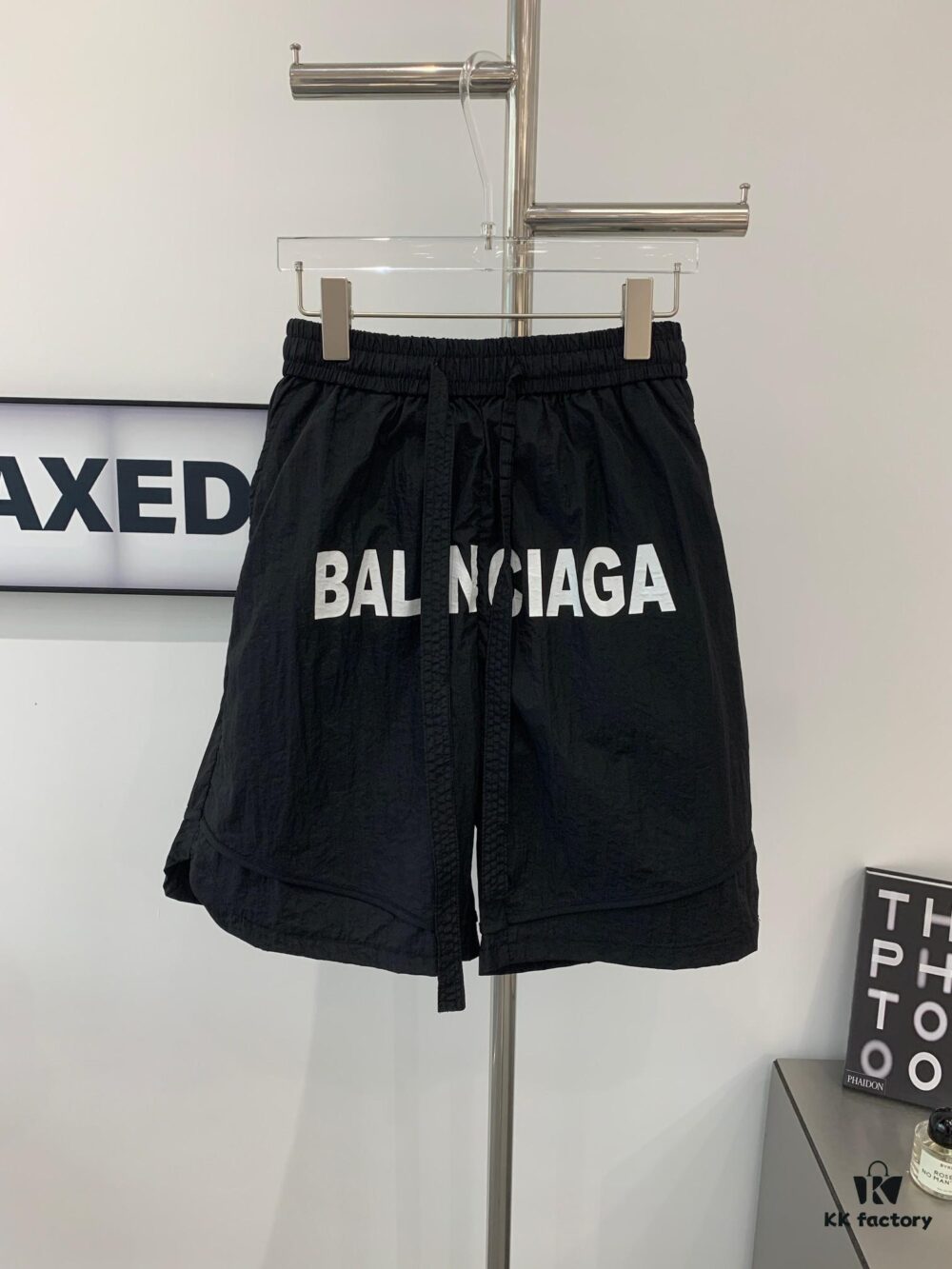 69316295908475d562cda32d New BLCG Balenciaga White Letter Print Shorts, Exclusive Version! Premium Look with Original Custom Accessories and Packaging, Classic and Versatile Style