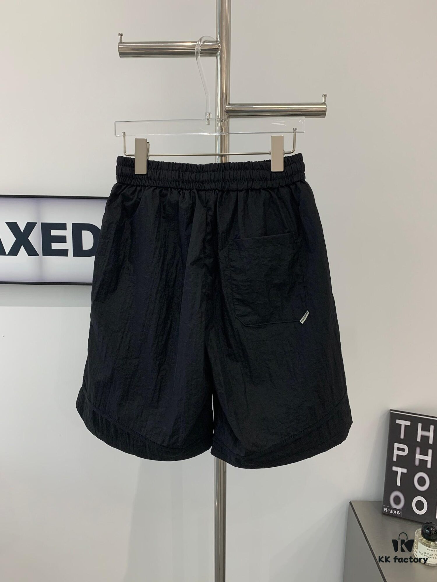 69316296908475d562cda32f New BLCG Balenciaga White Letter Print Shorts, Exclusive Version! Premium Look with Original Custom Accessories and Packaging, Classic and Versatile Style