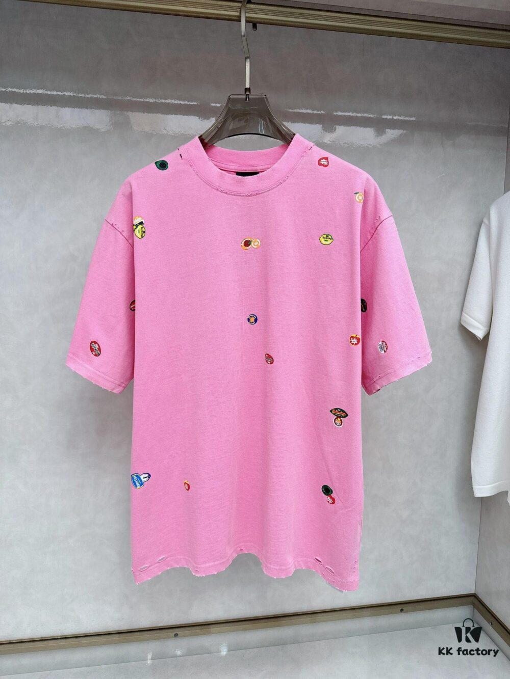 Balenciaga 2025SS New Arrival Short Sleeve T-Shirt, Stylish and Minimalist Design