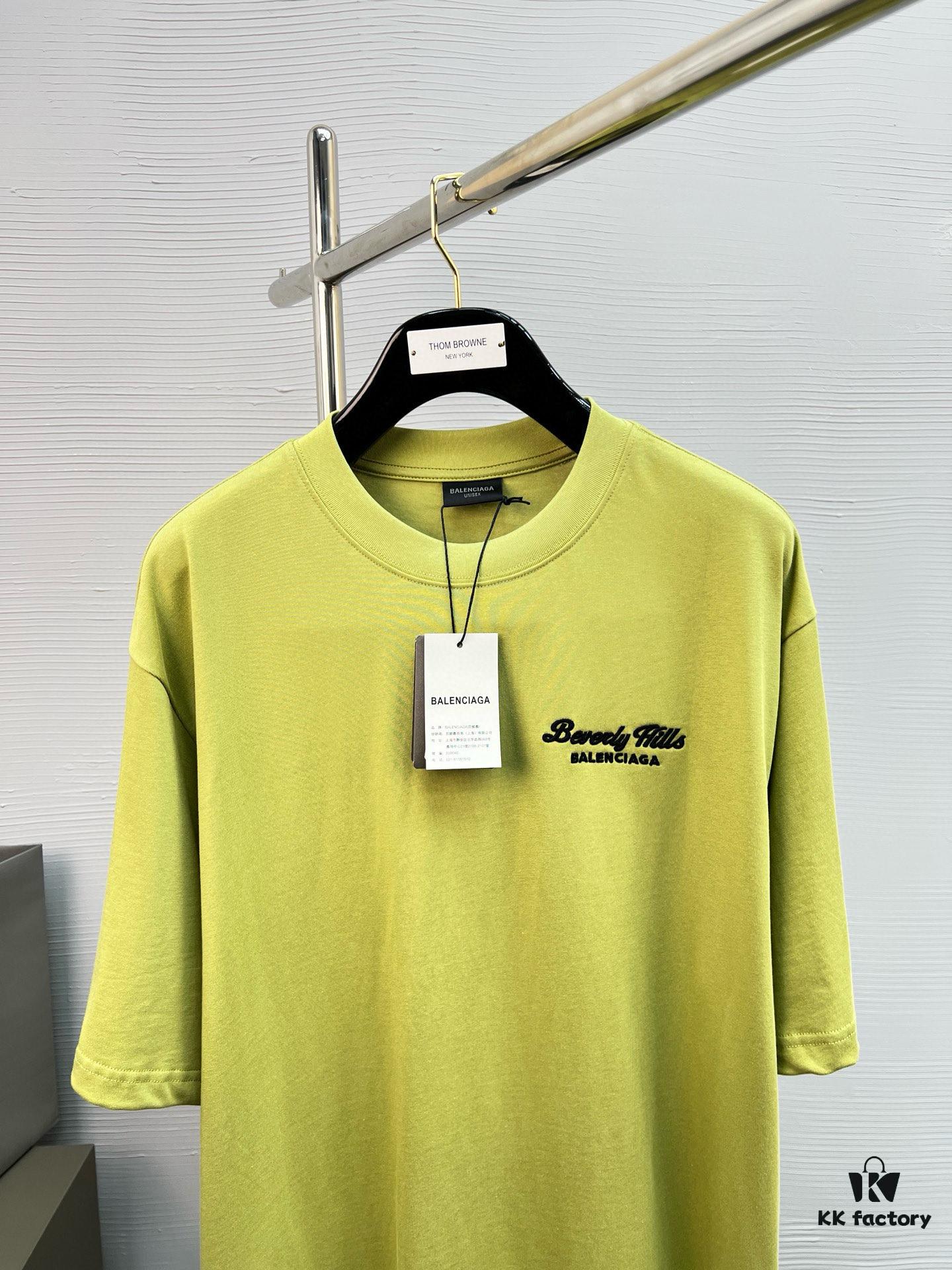 69316a6d908475d562cda4c5 High-Quality BAL 25SS Screen-Printed Premium Craftsmanship Classic Color T-Shirt! Youthful and Vibrant Design! New Season's Featured Teddy Bear Series with Advanced Printing Technology, Made from 280g Pure Cotton Fabric – Soft, Comfortable, and Perfectly Matched with Jeans, Chinos, or Shorts for Spring and Summer